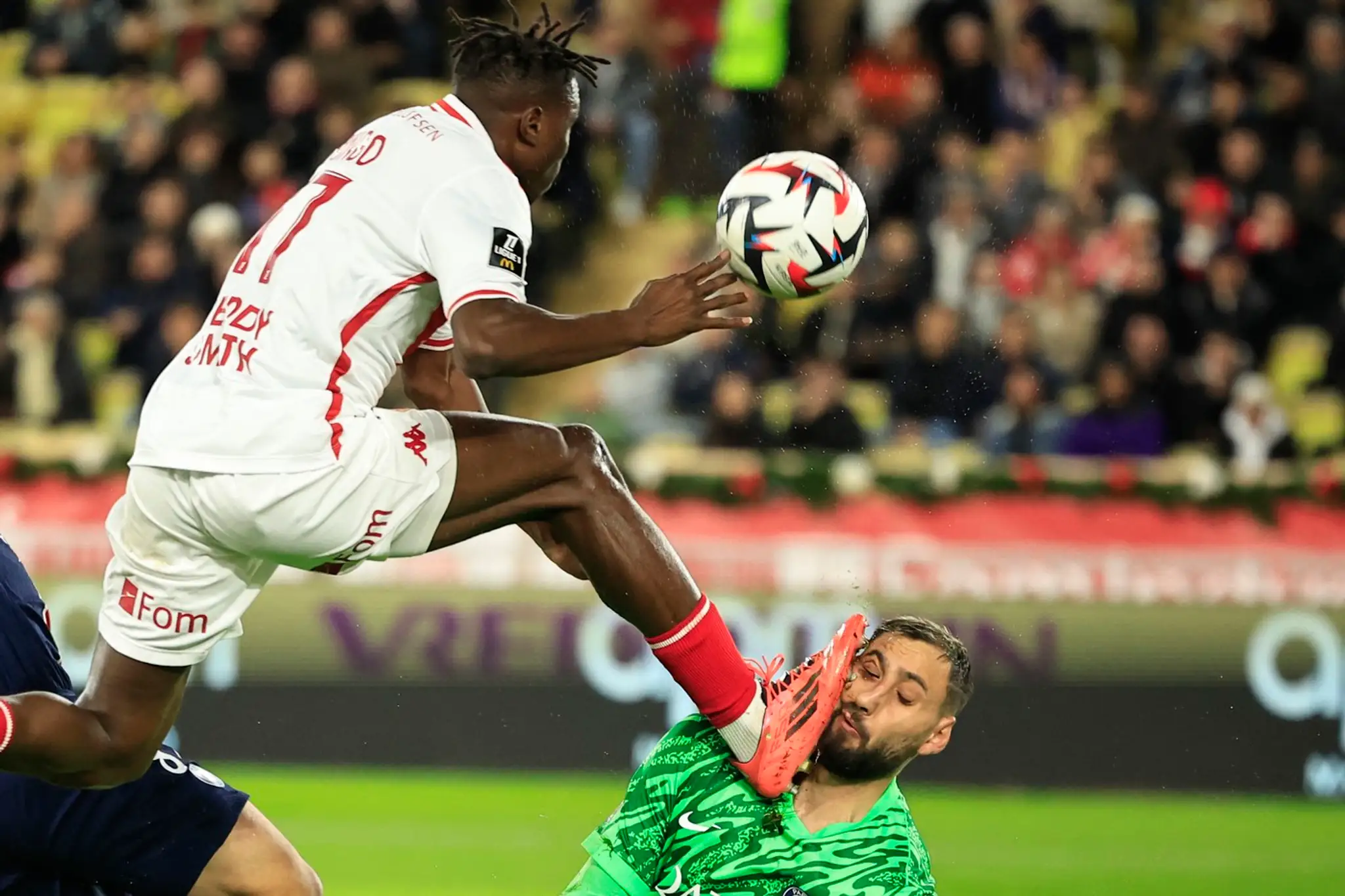 Gianluigi Donnarumma utrpel krvavé zranenie tváre.