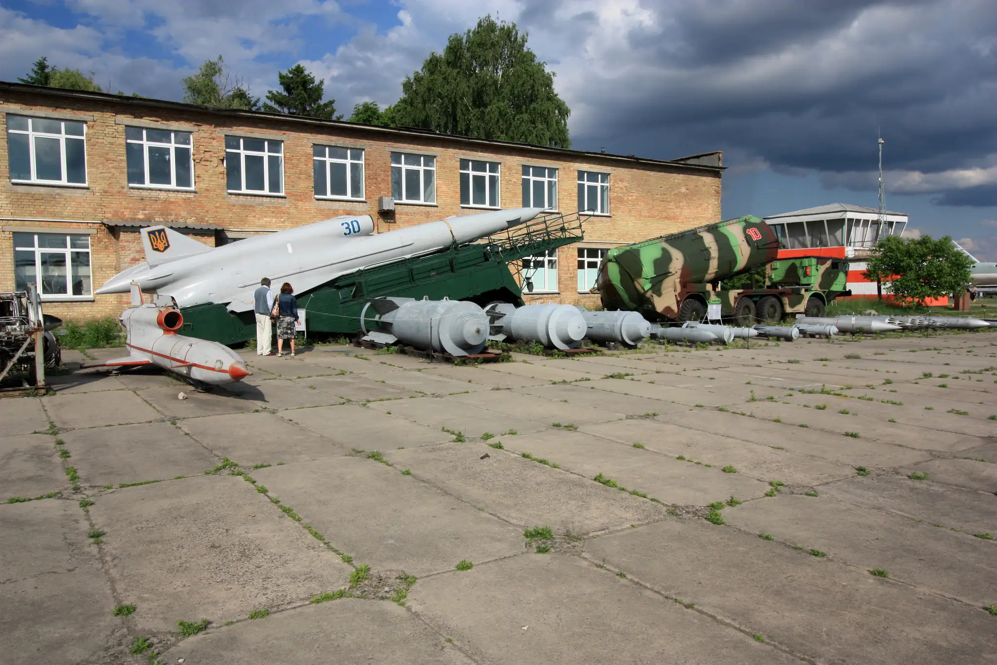 Tupolev Tu-141