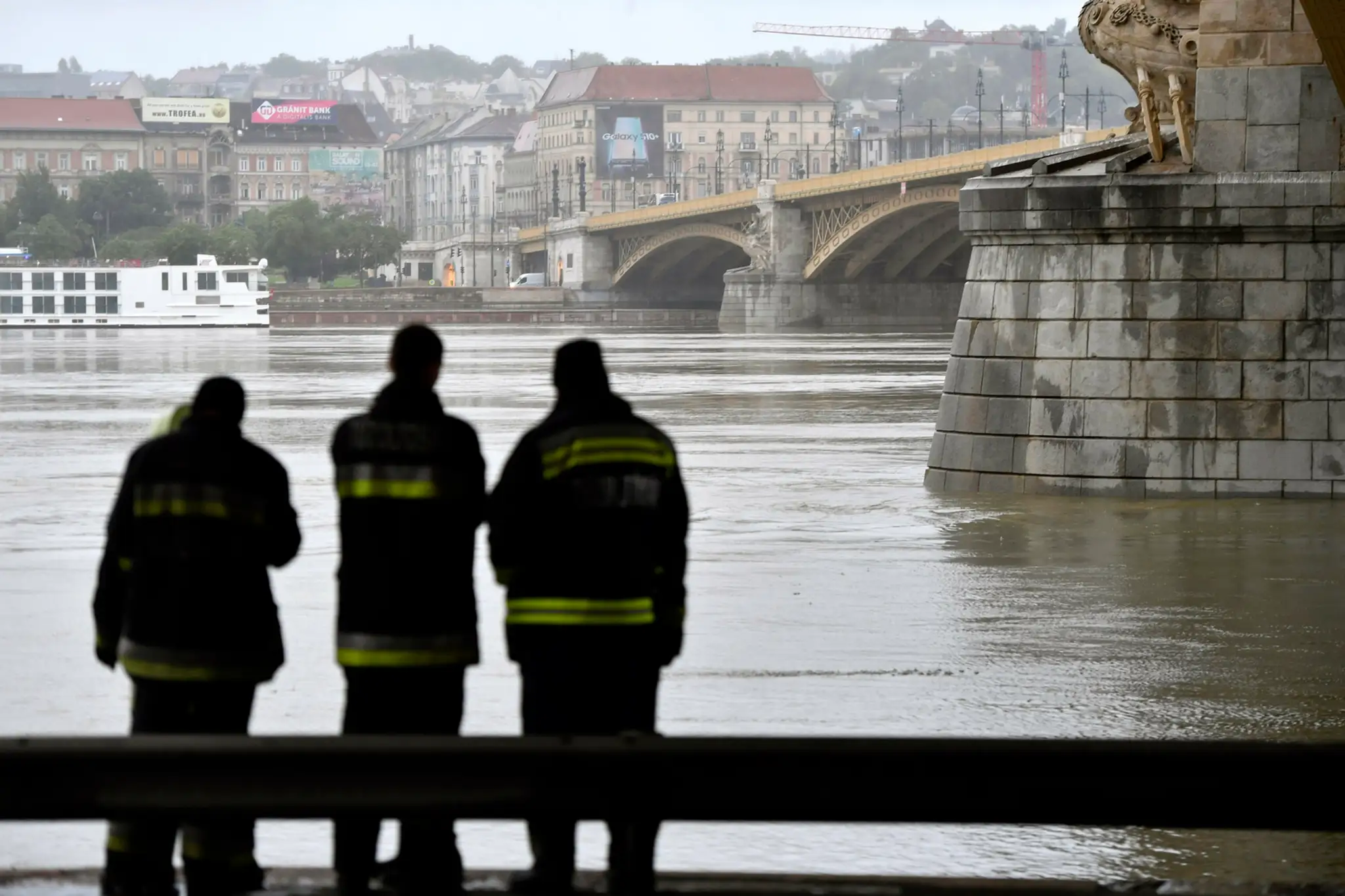 V Budapešti sa potopila výletná loď