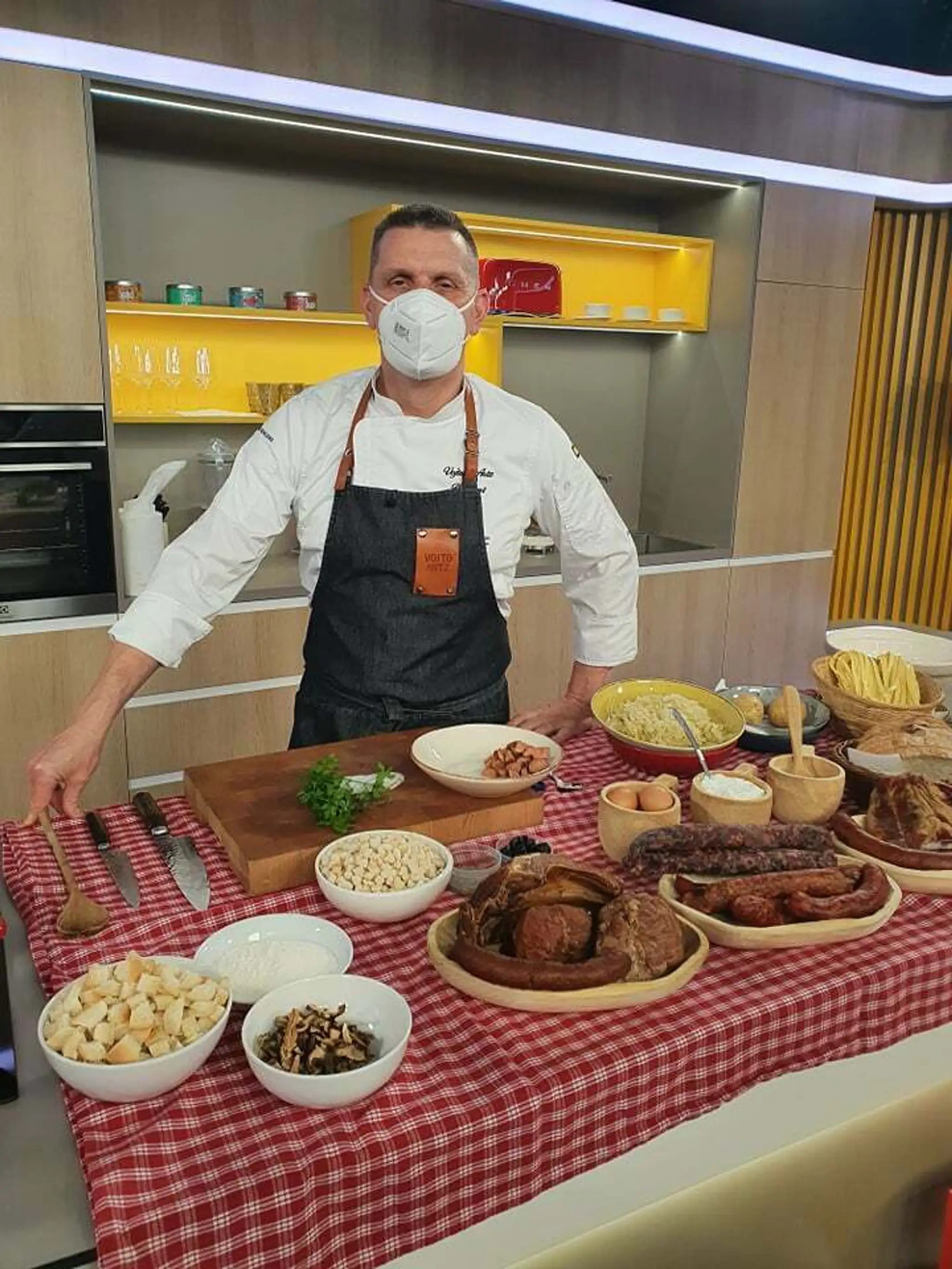 Šéfkuchár Vojto Artz navaril v Teleráne rôzne kapustnice.