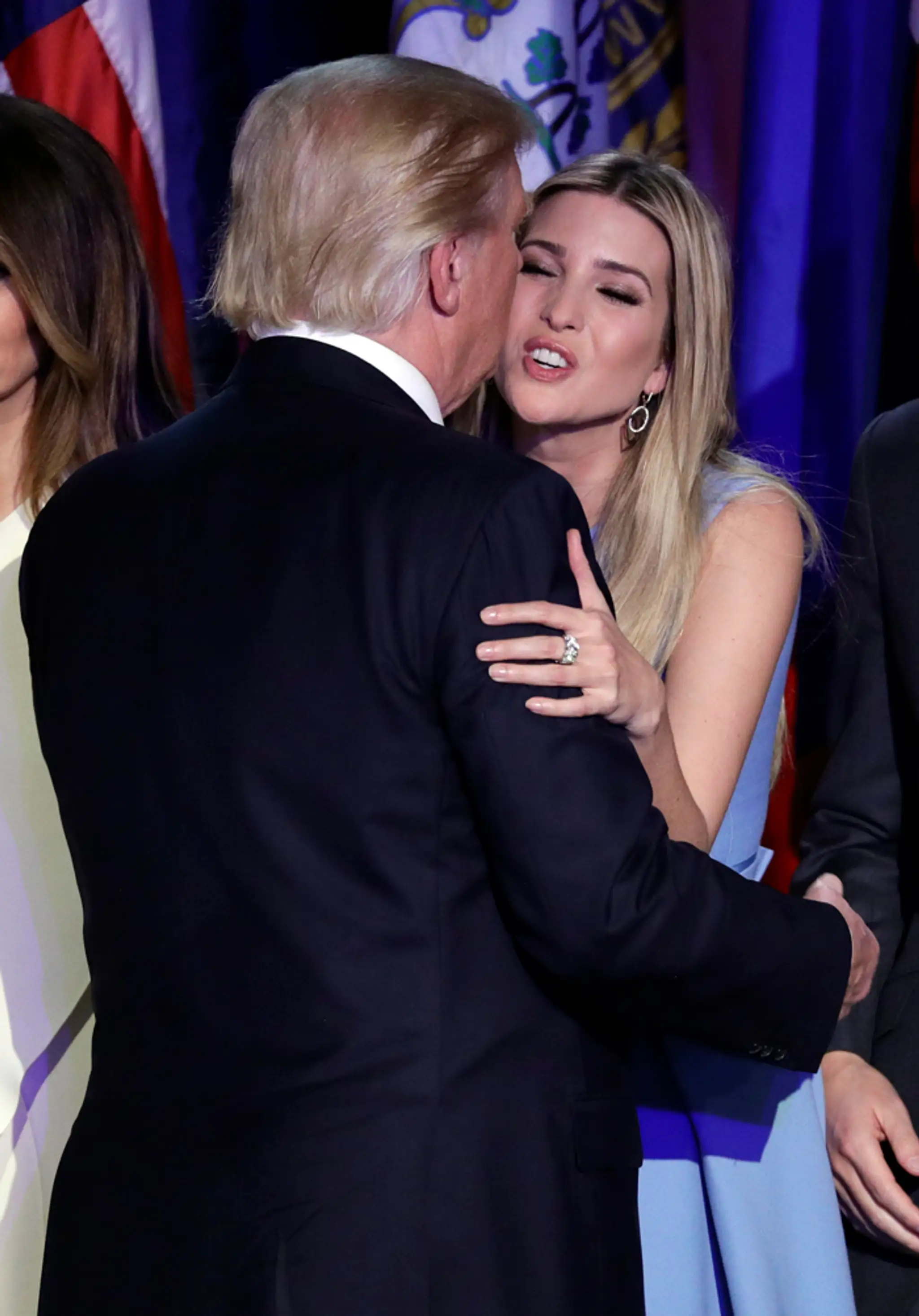Víťaz amerických prezidentských volieb Donald Trump s dcérou Ivankou, ktorú má s Ivanou Trumpovou, rod. Zelníčkovou.