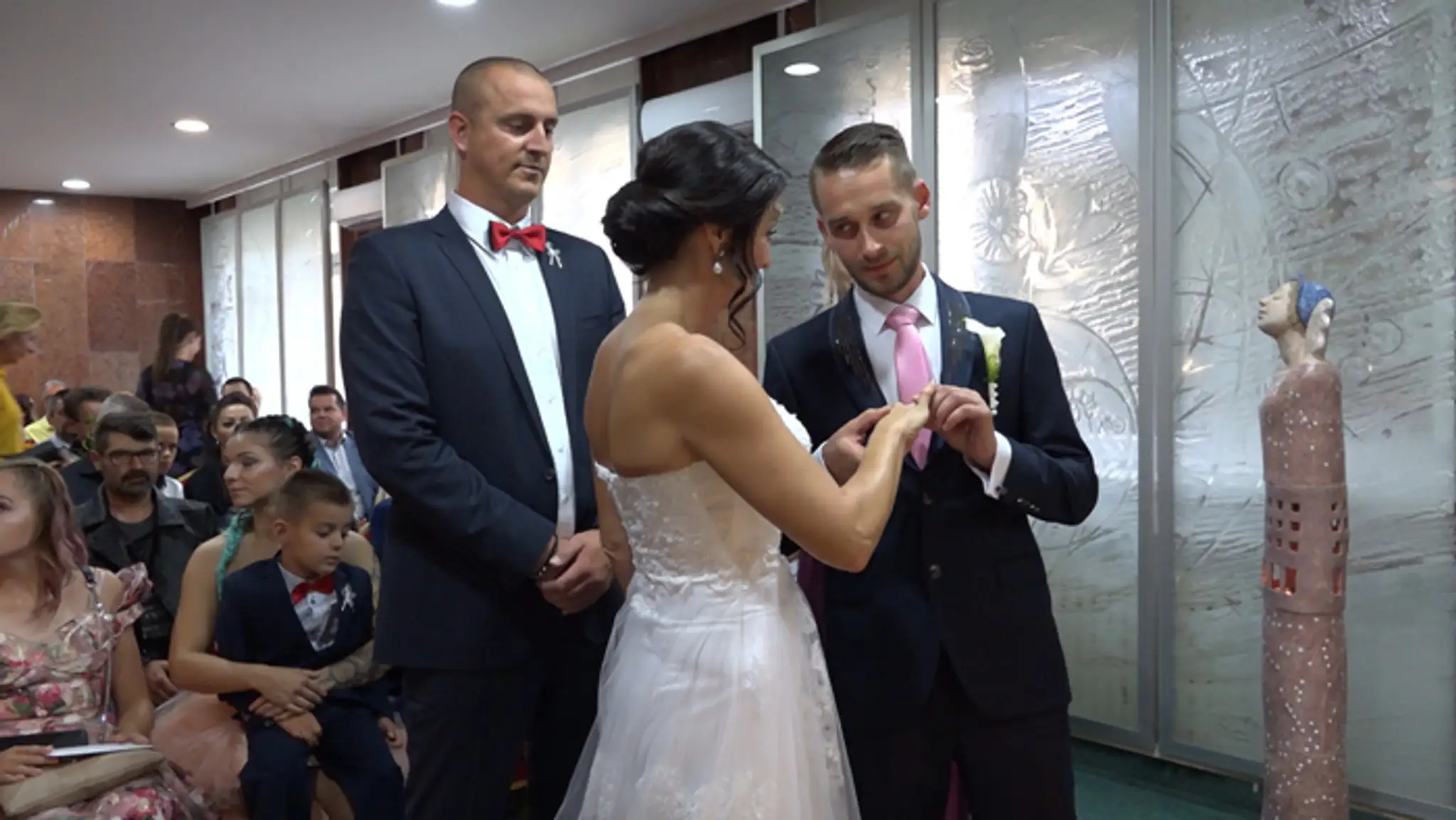 Mladomanželia Žaneta a Marek Šilhavíkovci.