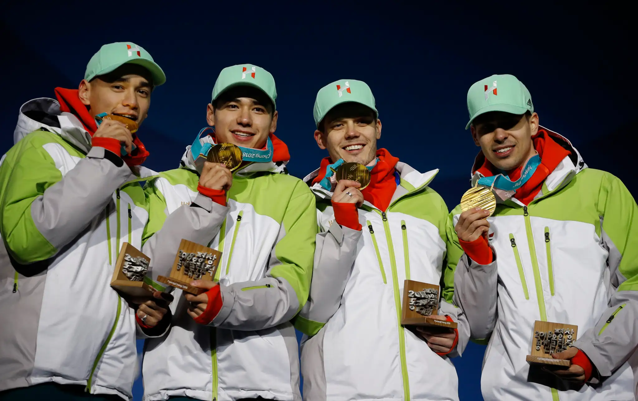 Maďarskí šorttrekári so zlatou medailou z trate na 5000 m na ZOH 2018.