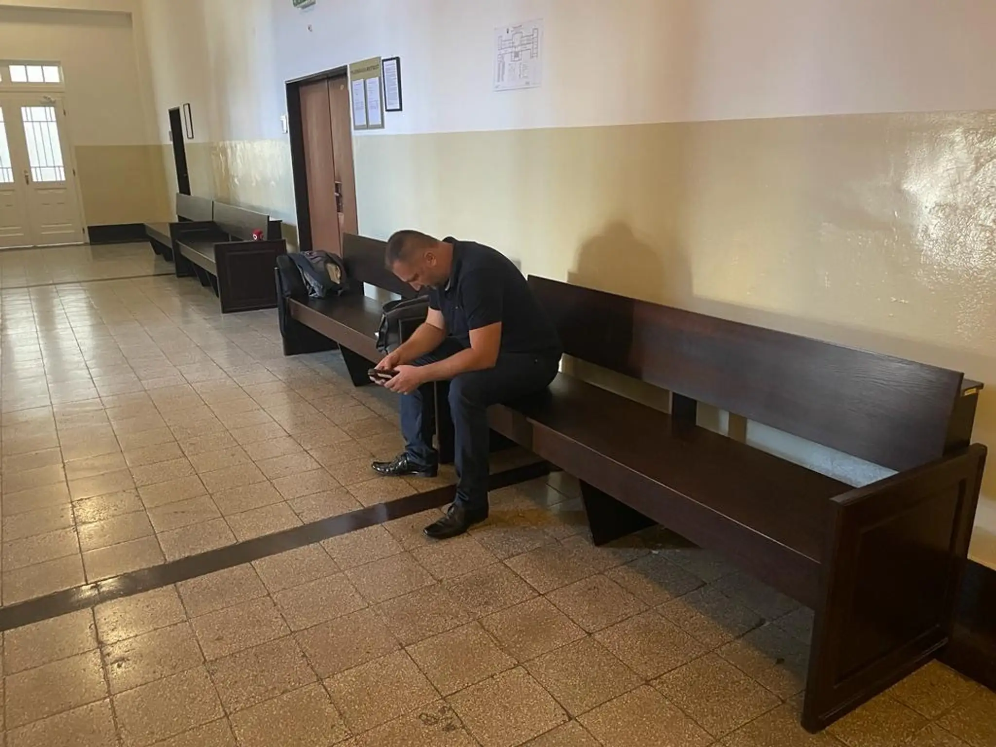 Expolicajt Patrik na Krajskom súde v Trenčíne.