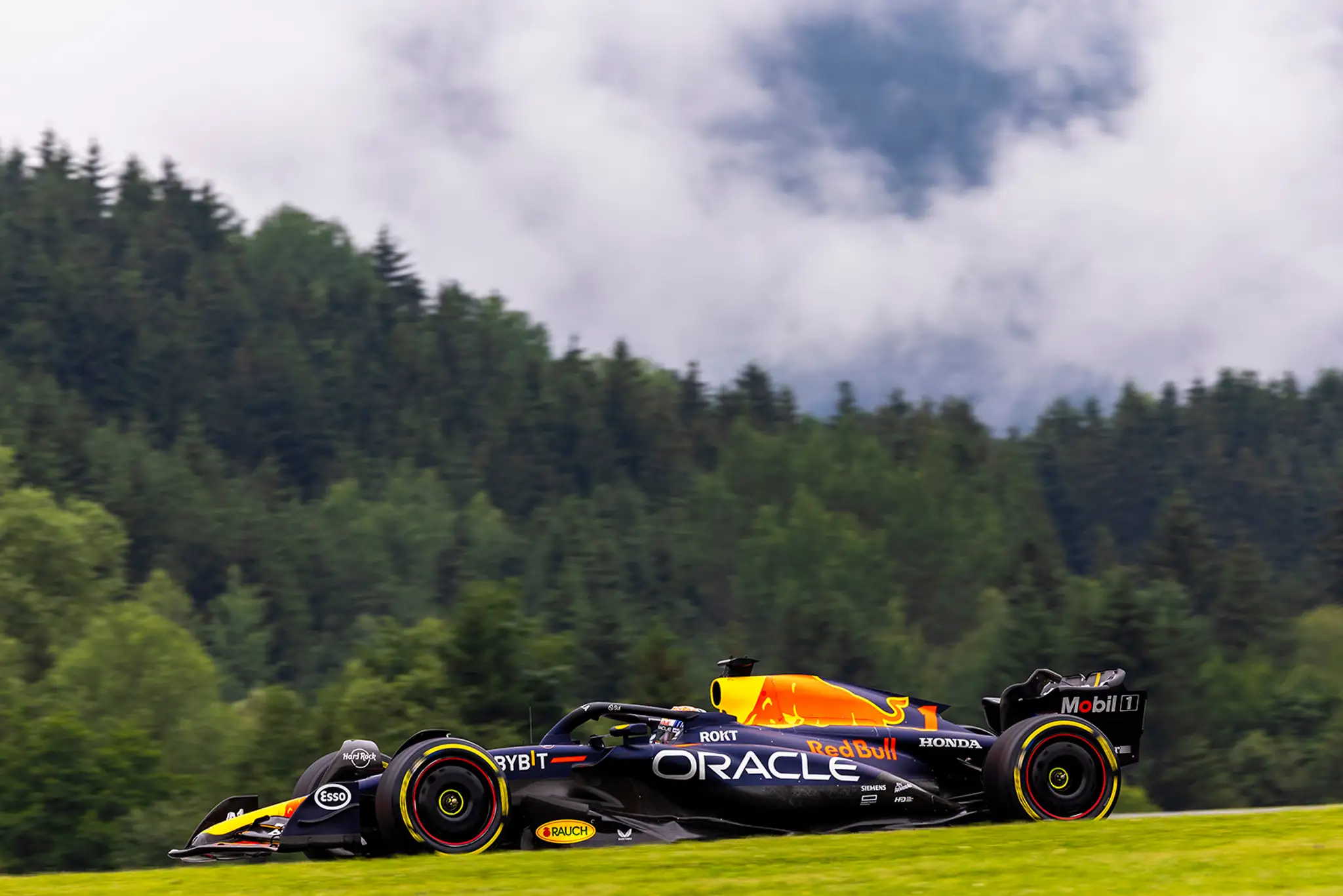Max Verstappen na Red Bulle.