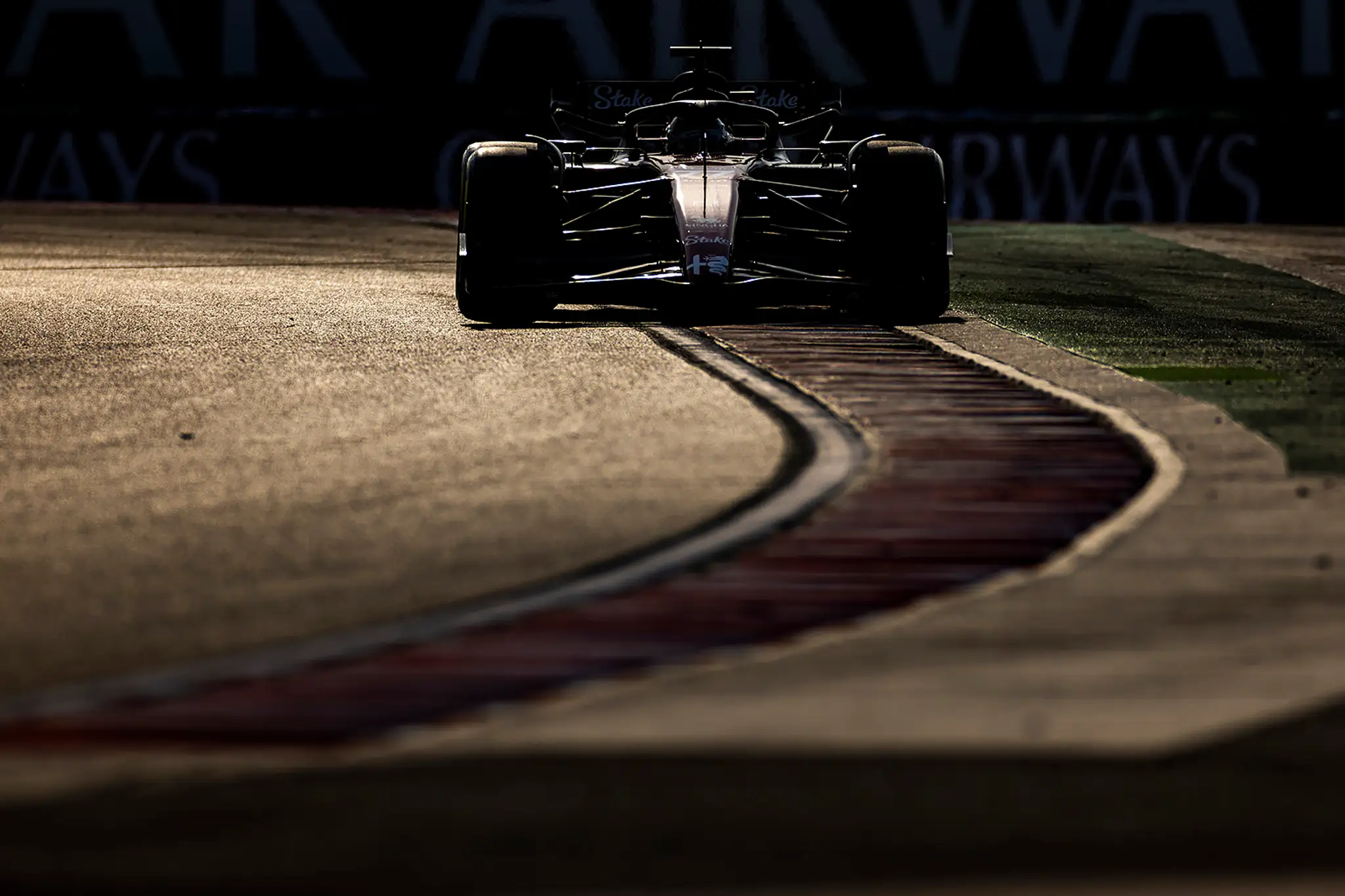 Valtteri Bottas na okru v Maďarsku.