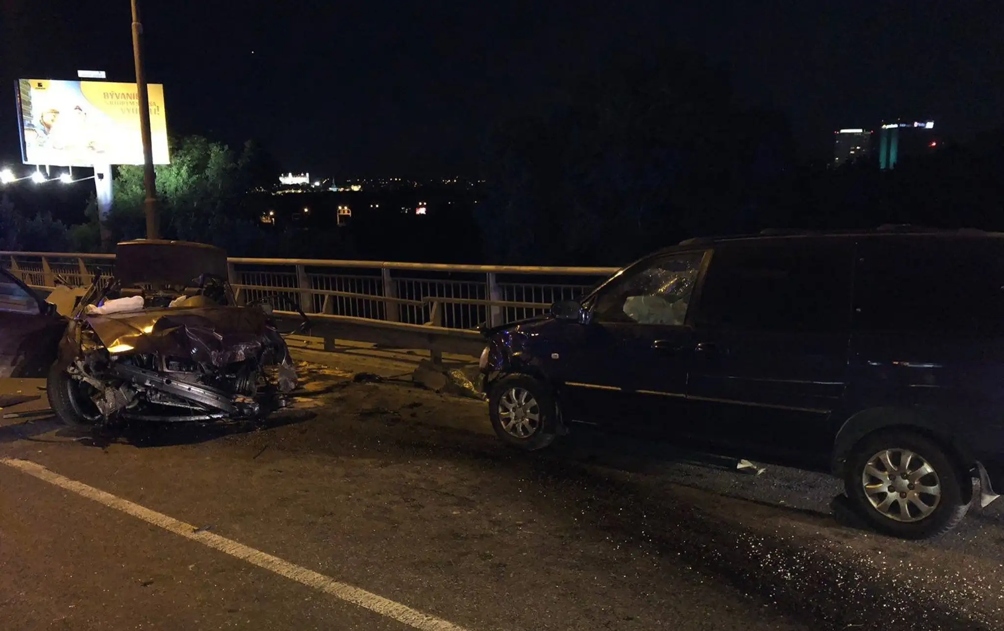 Mladík (18) sa zabil na BMW v Bratislave