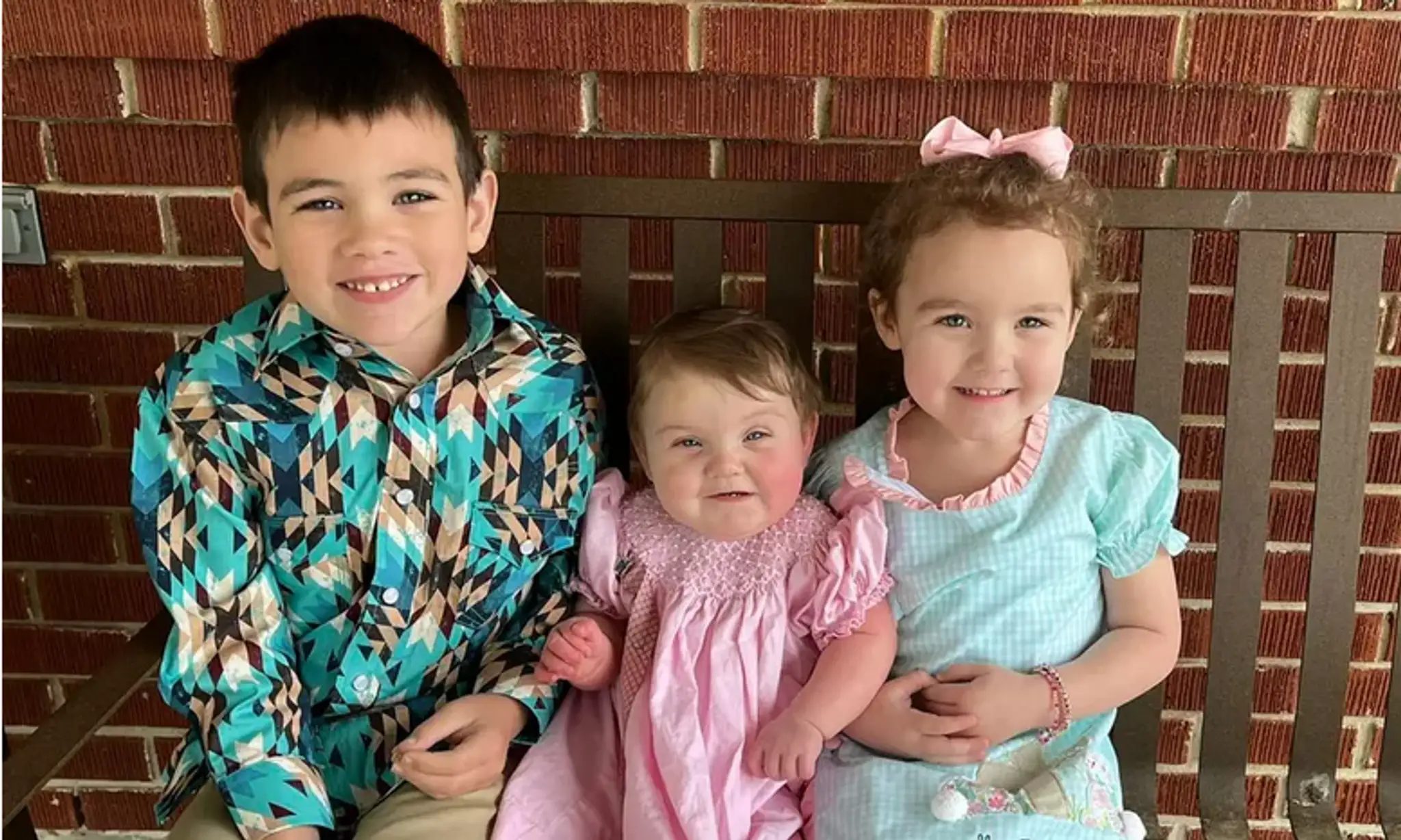 Zľava Brantley, Riley a Aubrey Herndonoví.