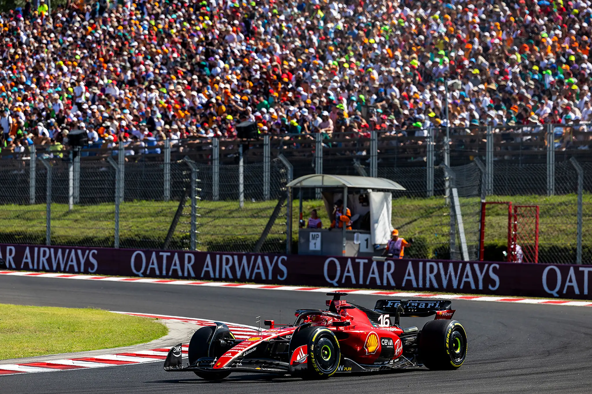 Pilot Ferrari Charles Leclerc.