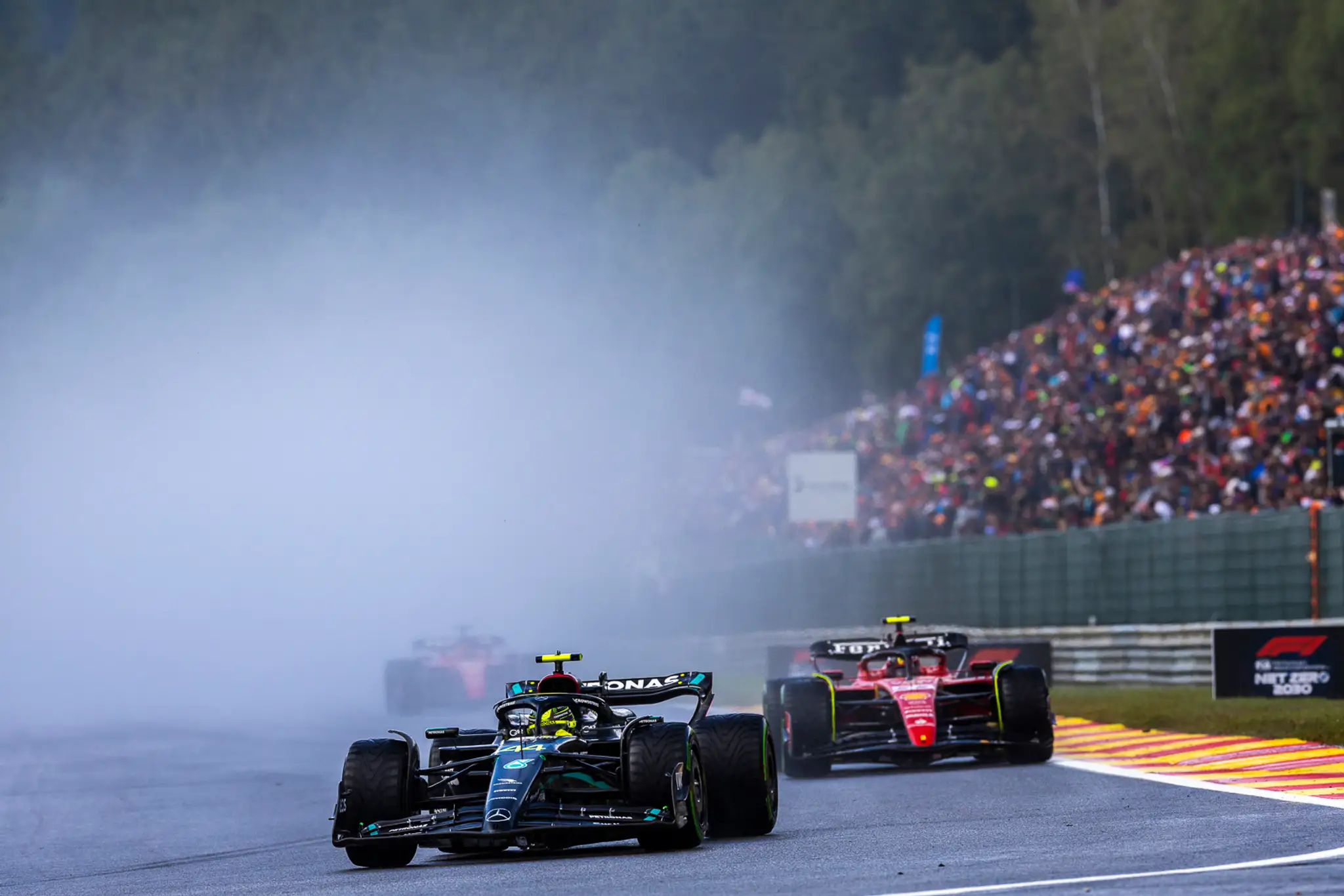 Lewis Hamilton na Mercedese.