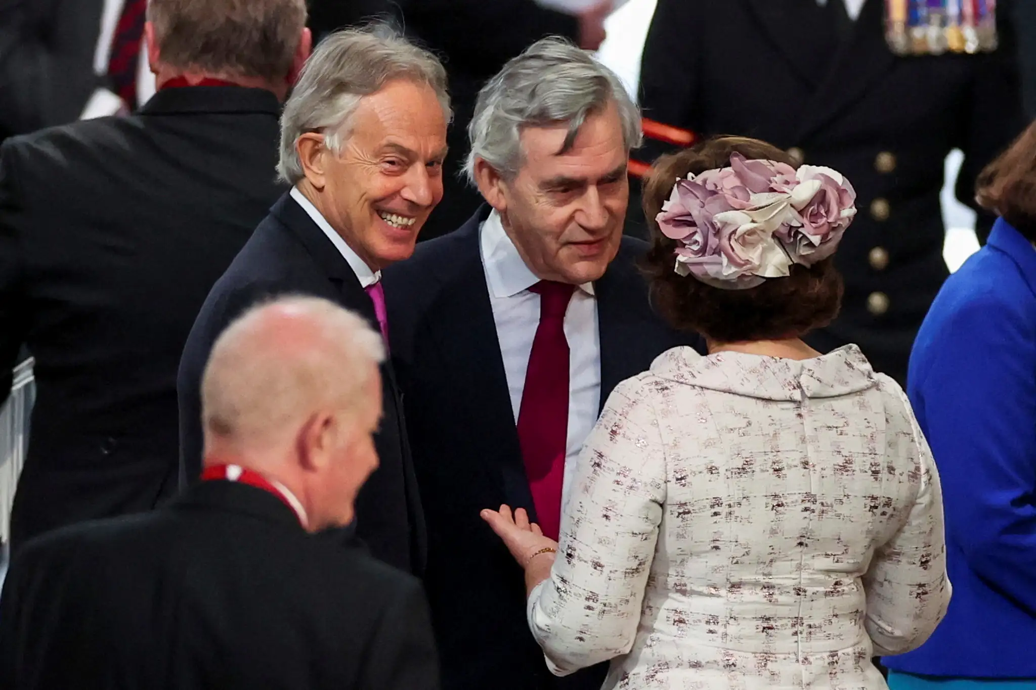 Bývalí britskí premiéri Tony Blair a Gordon Brown