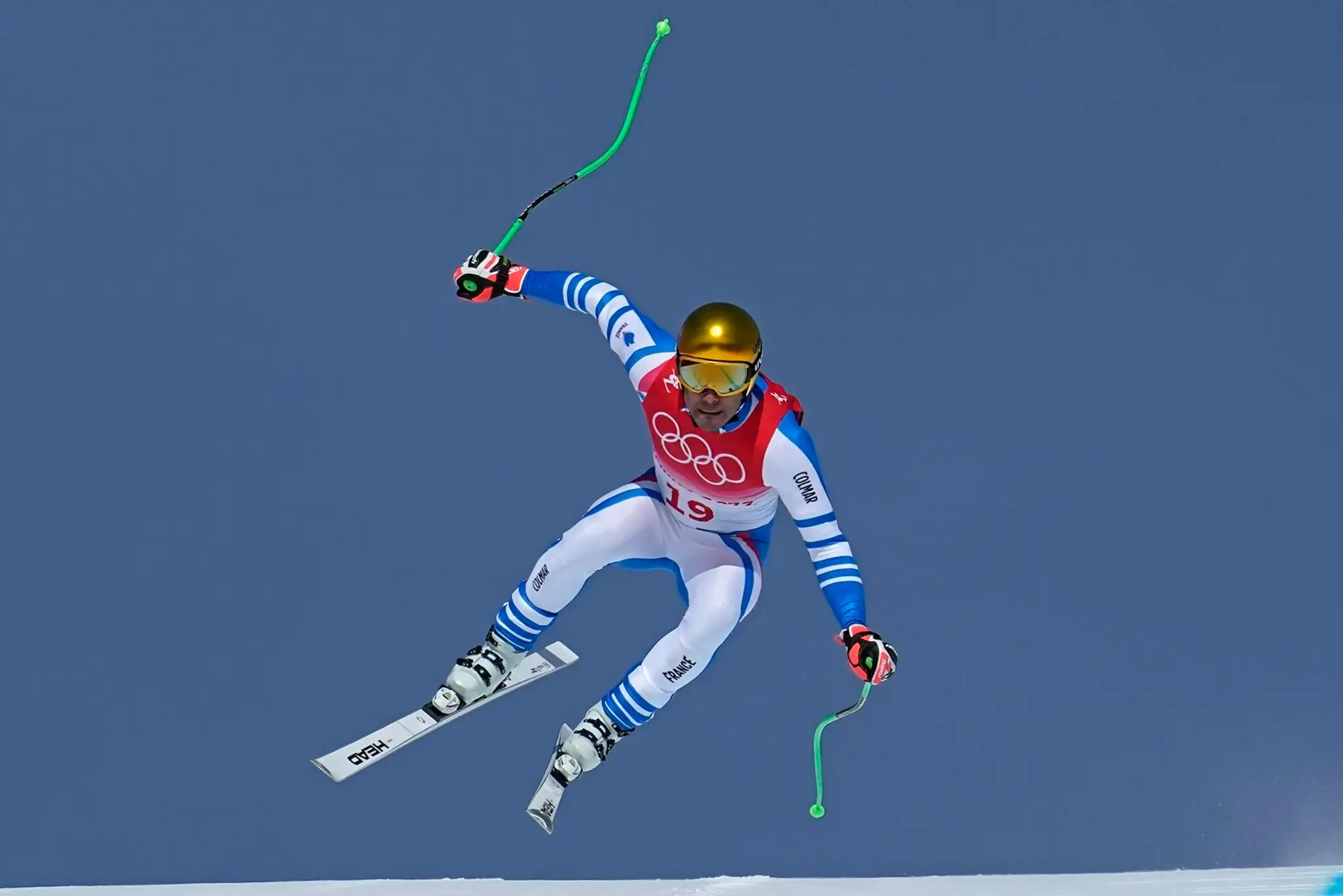 Johan Clarey v zjazde na ZOH 2022.