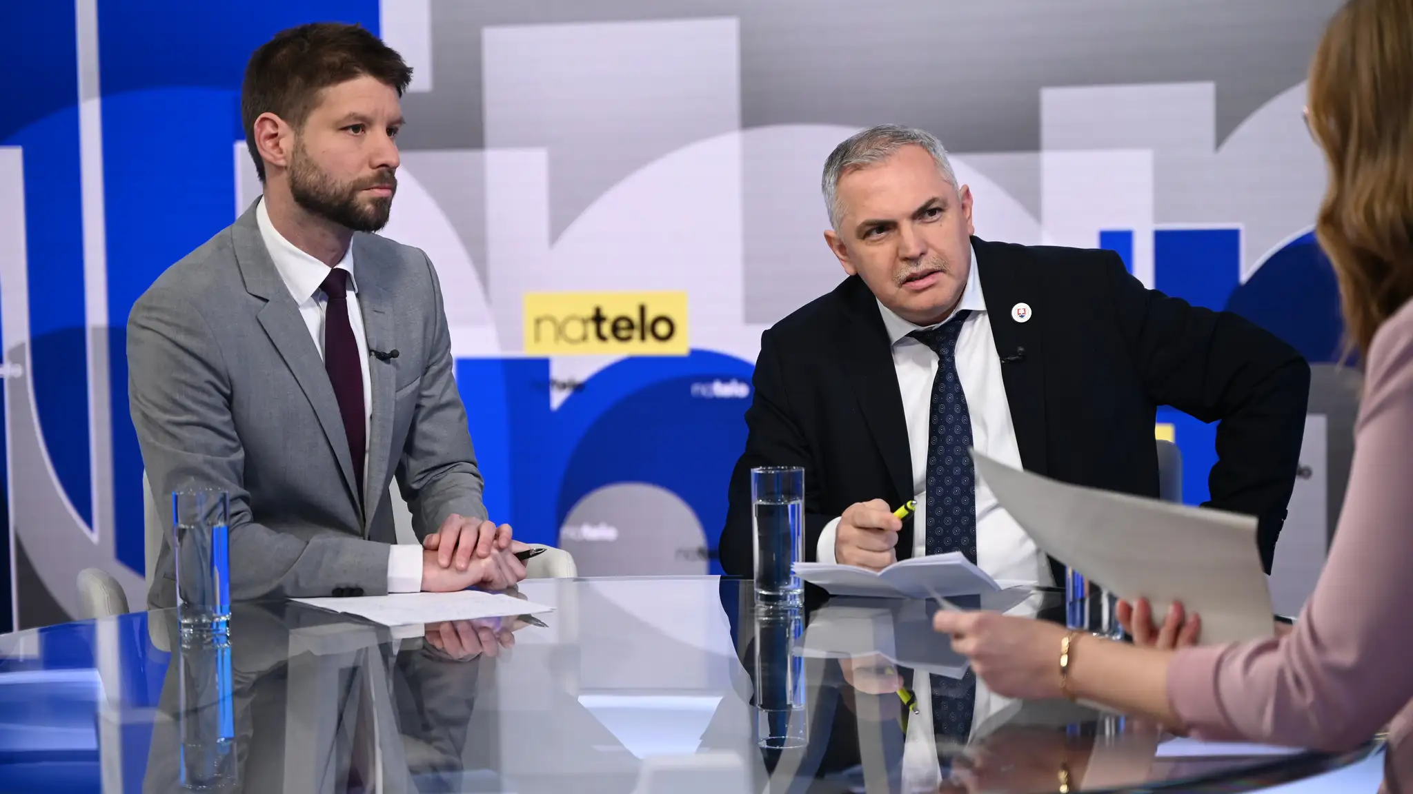 Hosťami relácie Na telo boli Michal Šimečka a Roman Michelko.