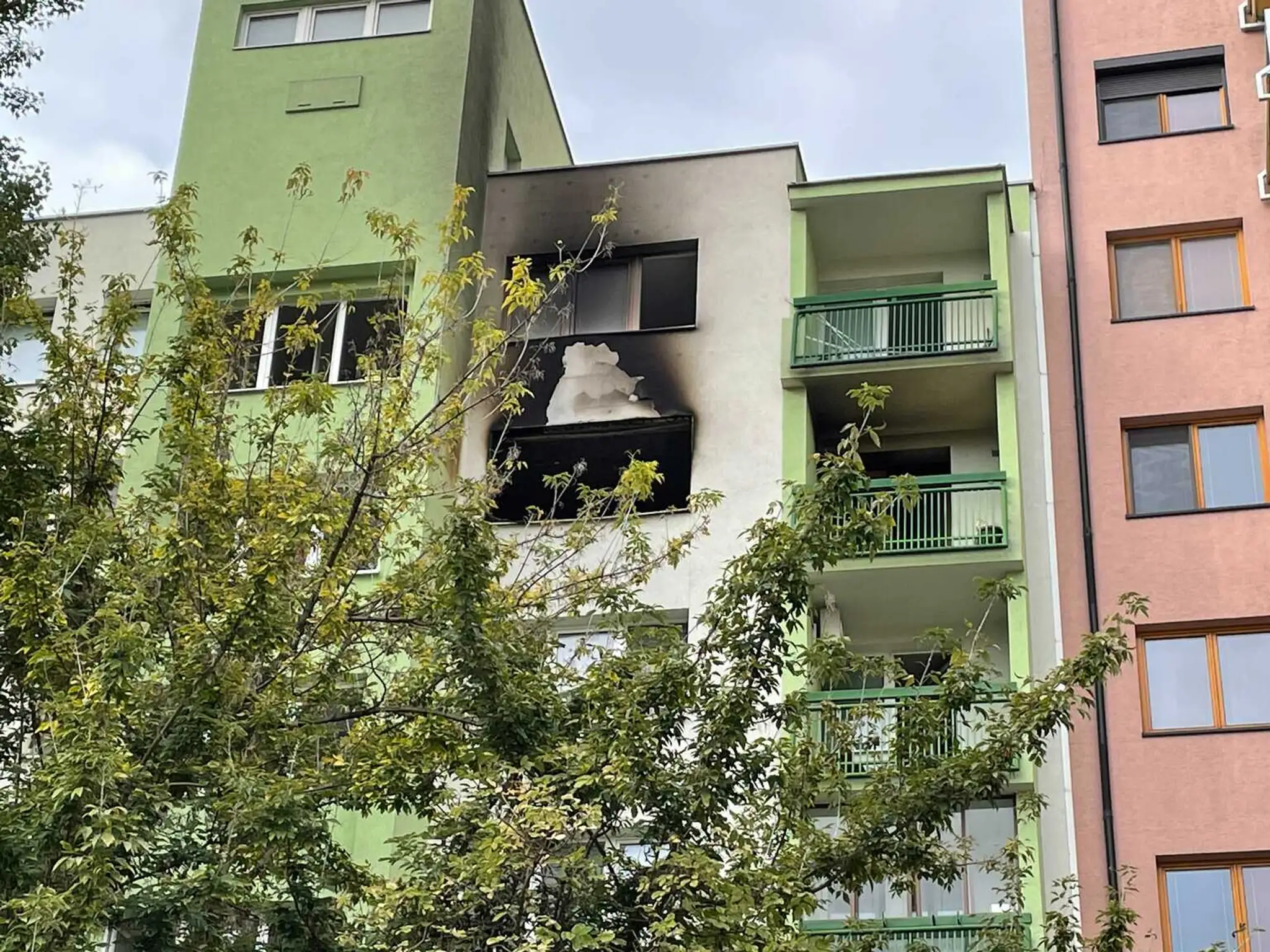 Výbuch bytu v Ružinove.