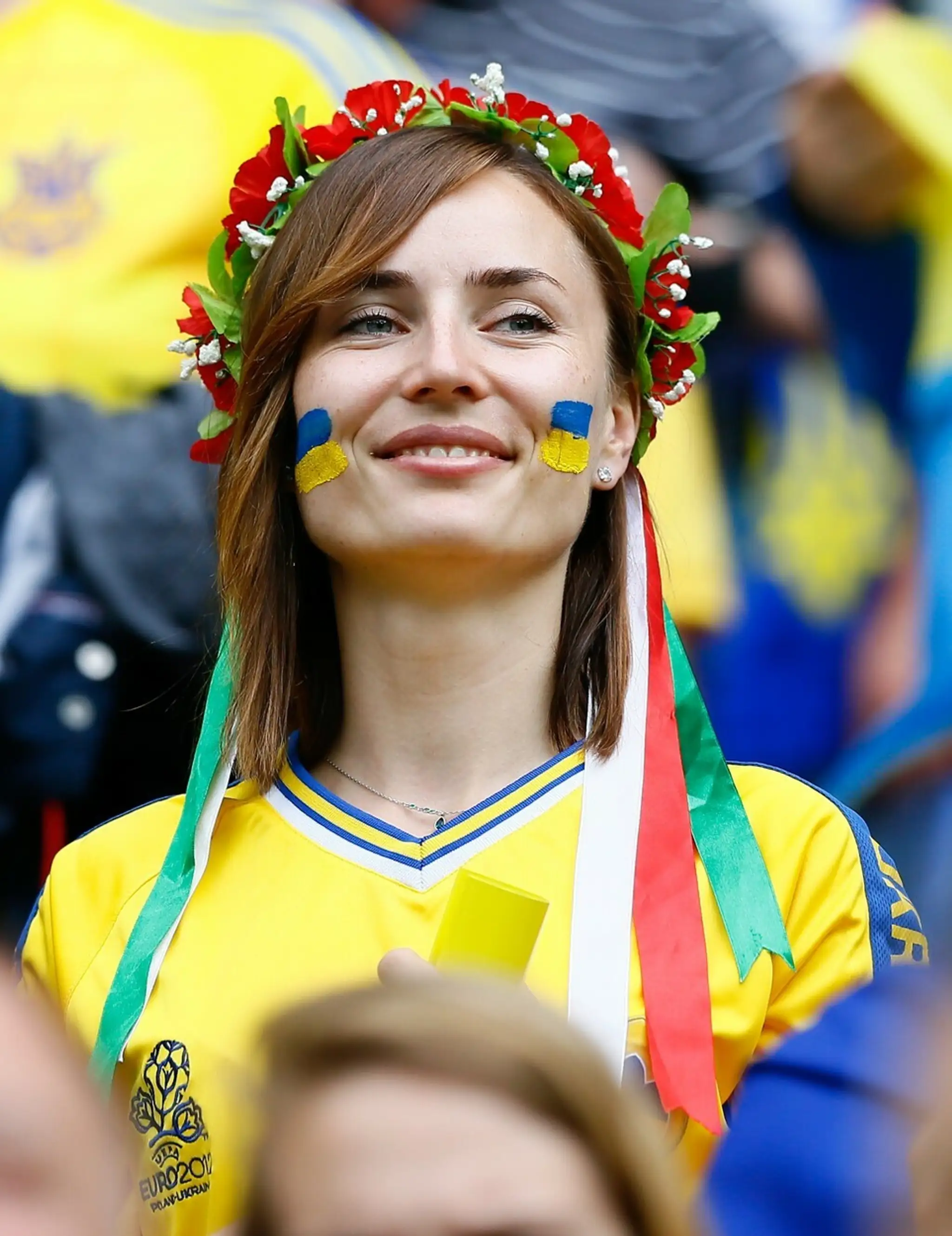 Aj ženy majú rady futbal. Na tieto fanúšičky sa veru dobre pozerá