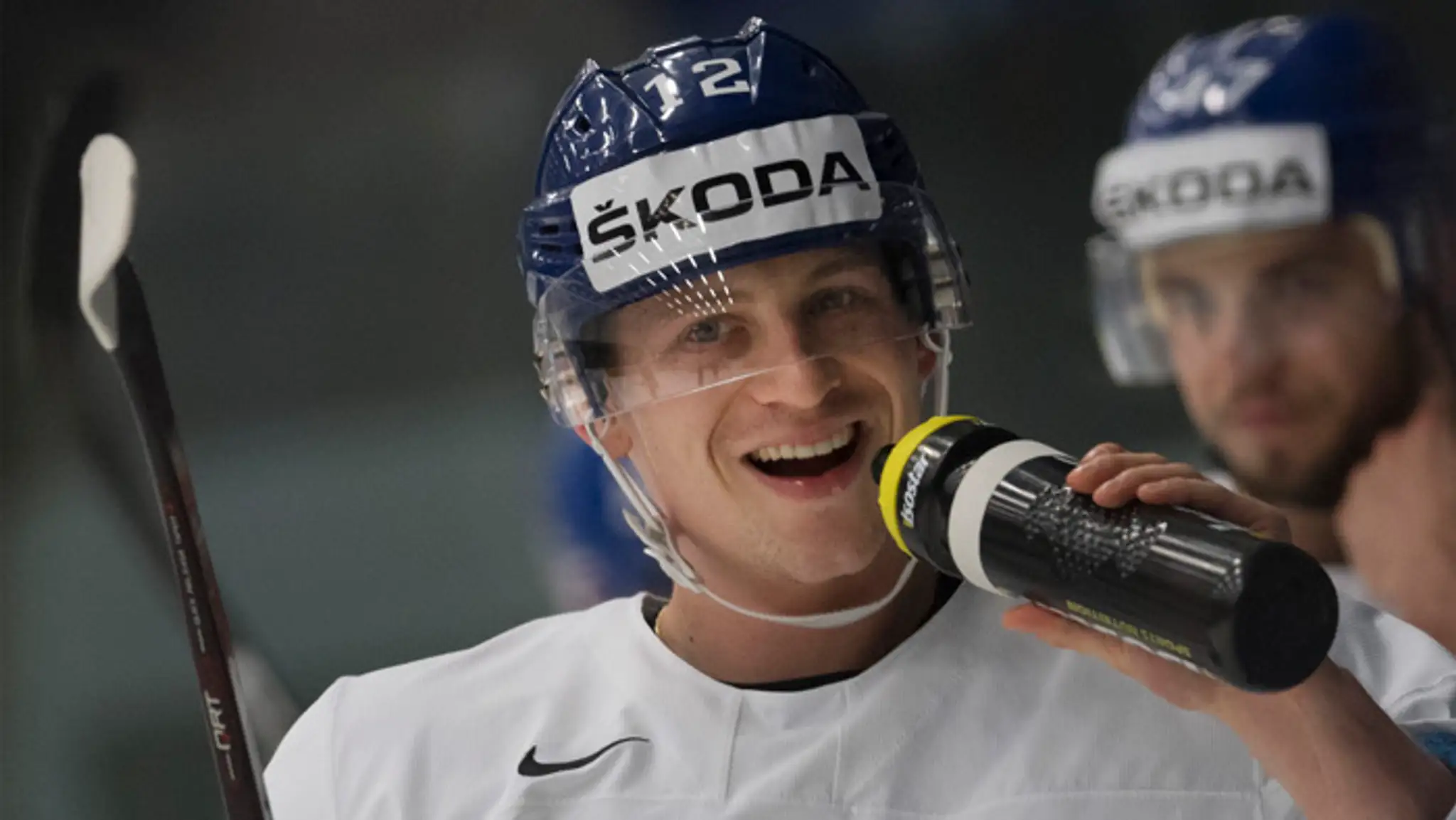 Craig Ramsay a vľavo Libor Hudáček počas tréningu.