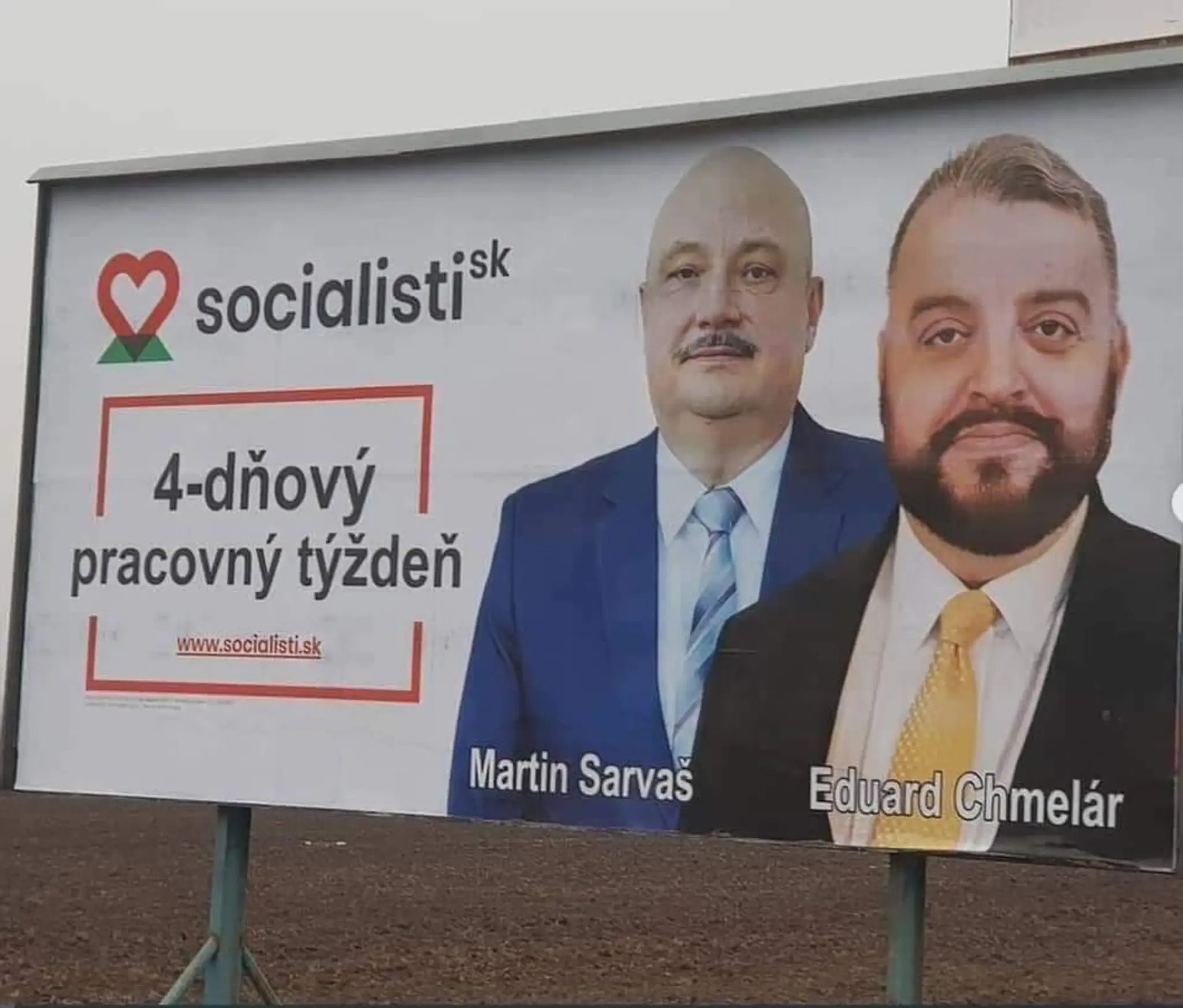 Predvolebný bilbord strany Socialisti.sk