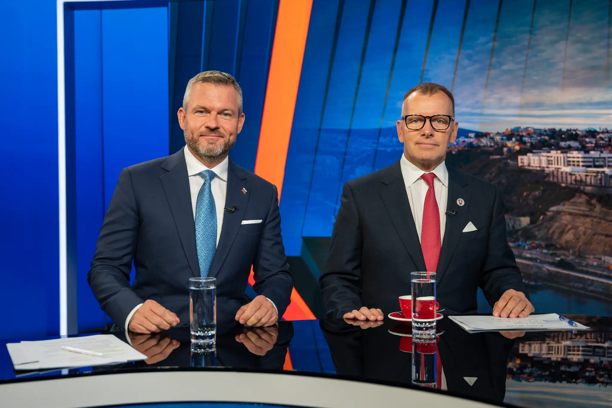Hosťami prvého Na telo po letnej prestávke boli Peter Pellegrini (Hlas) a Boris Kollár (Sme rodina)