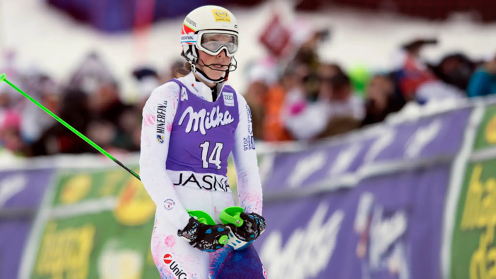 Petra Vlhová v cieli slalomu žien Svetového pohára v Jasnej.