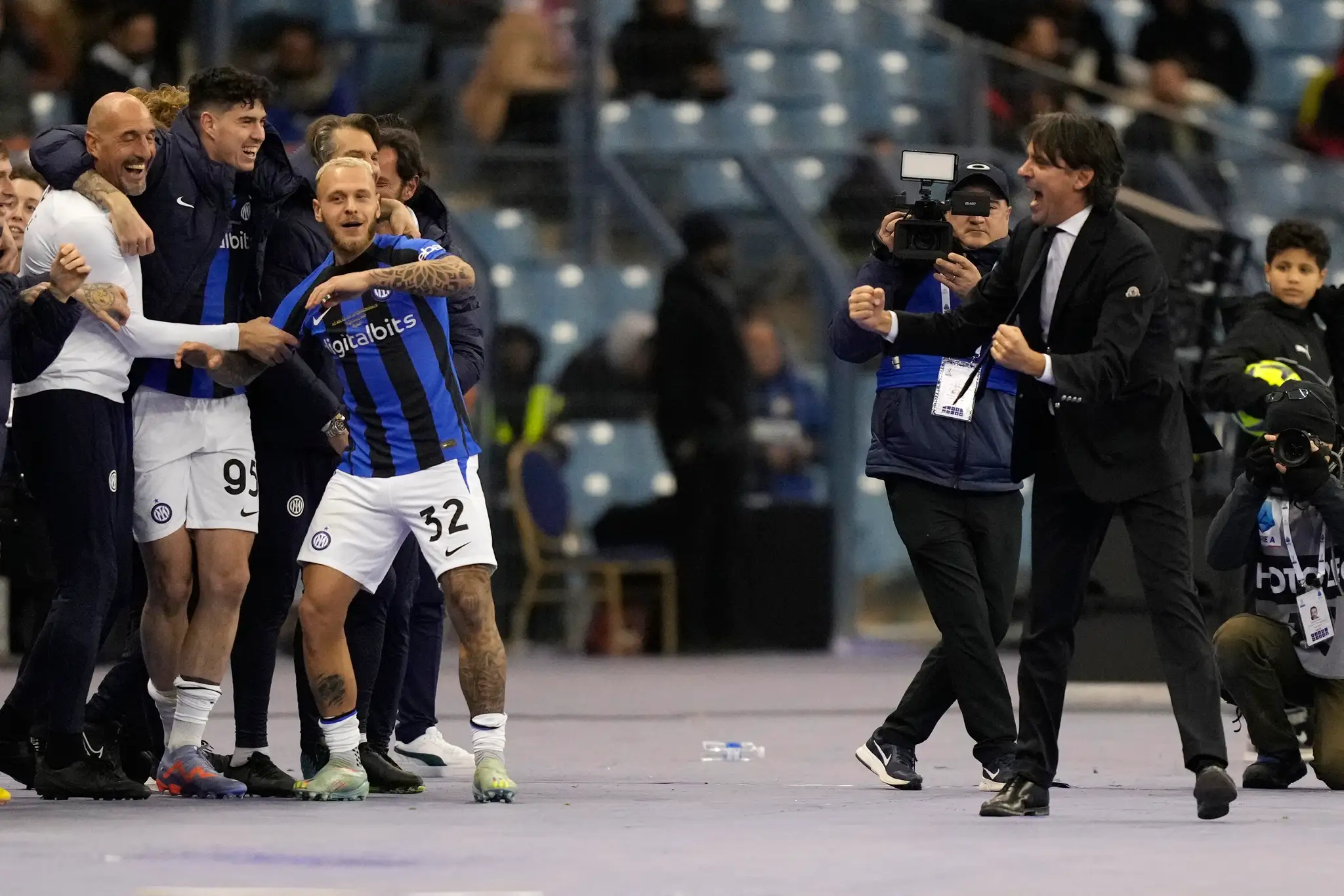 Simone Inzaghi a jeho tím.