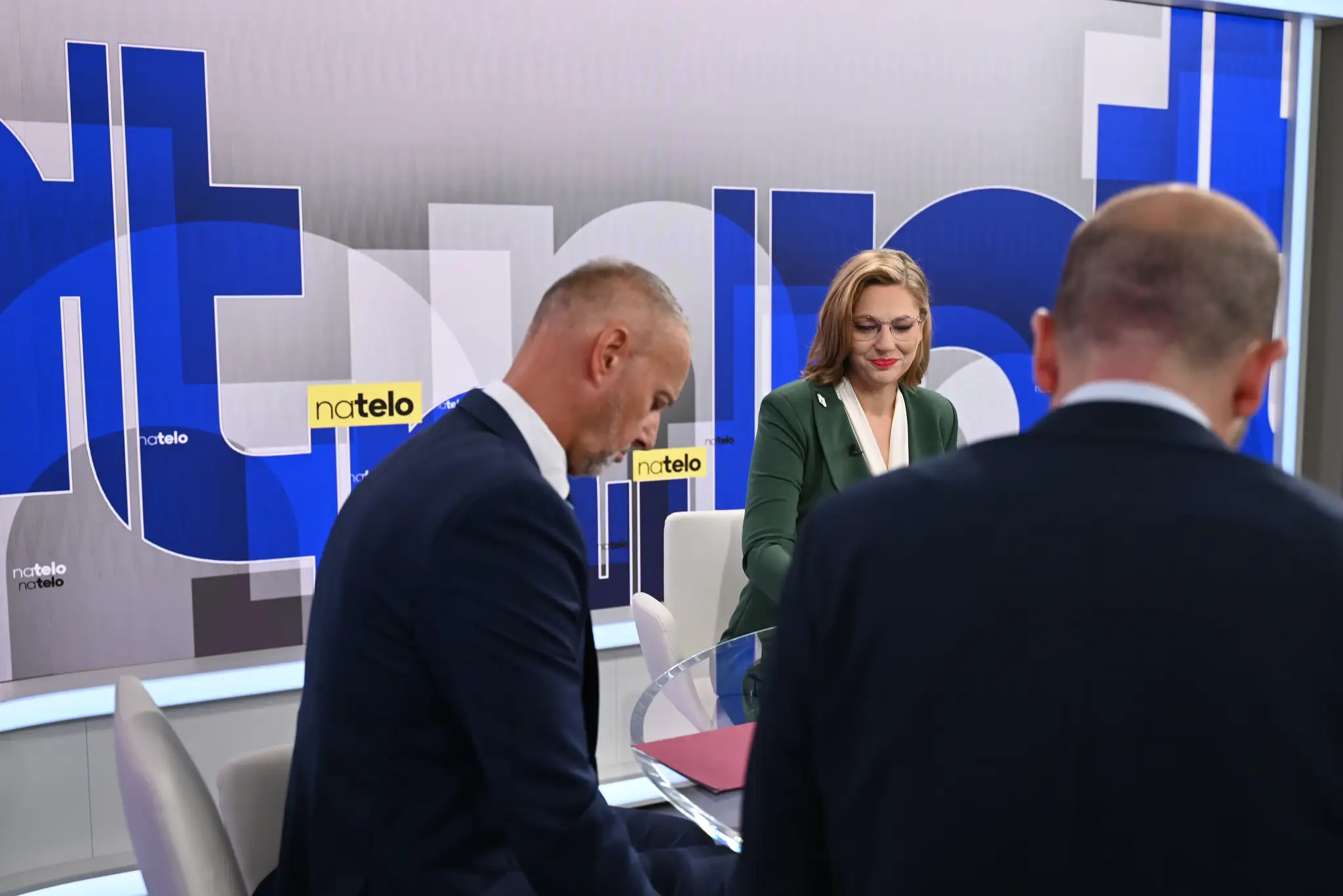 Hosťami relácie Na telo boli predseda NR SR Richard Raši (Hlas-SD) a podpredseda NR SR Martin Dubéci (PS)