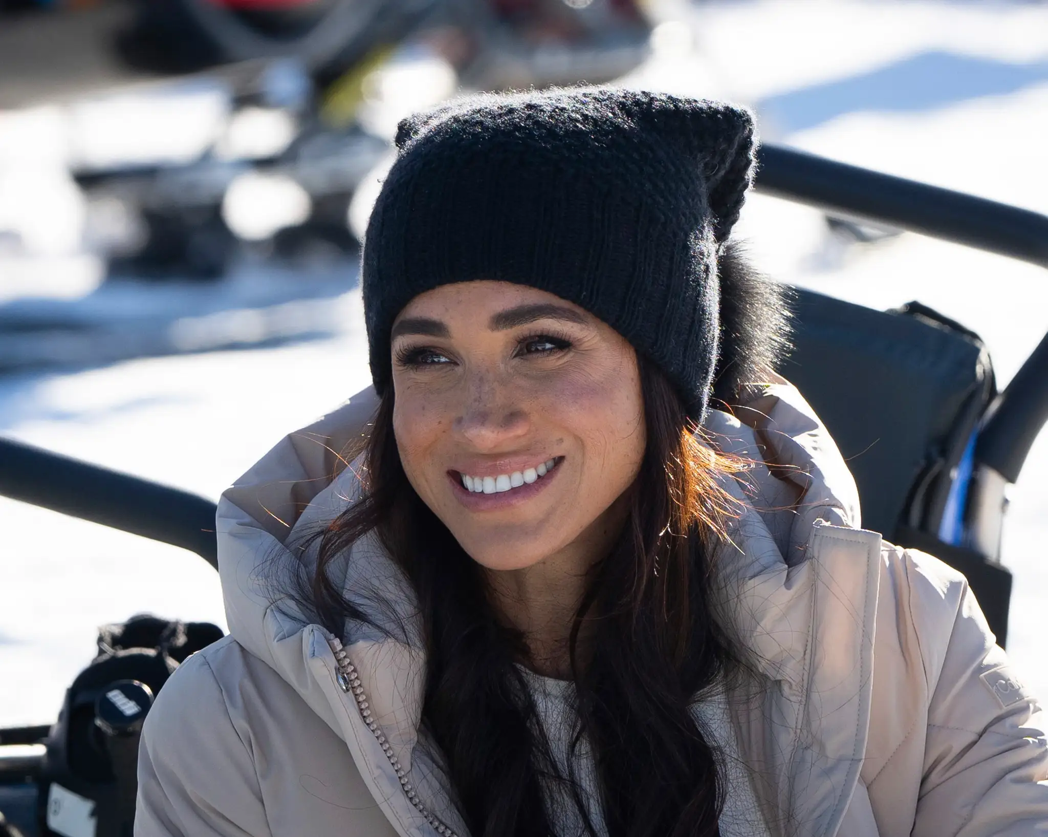 Princ Harry s Meghan na lyžiarskom svahu