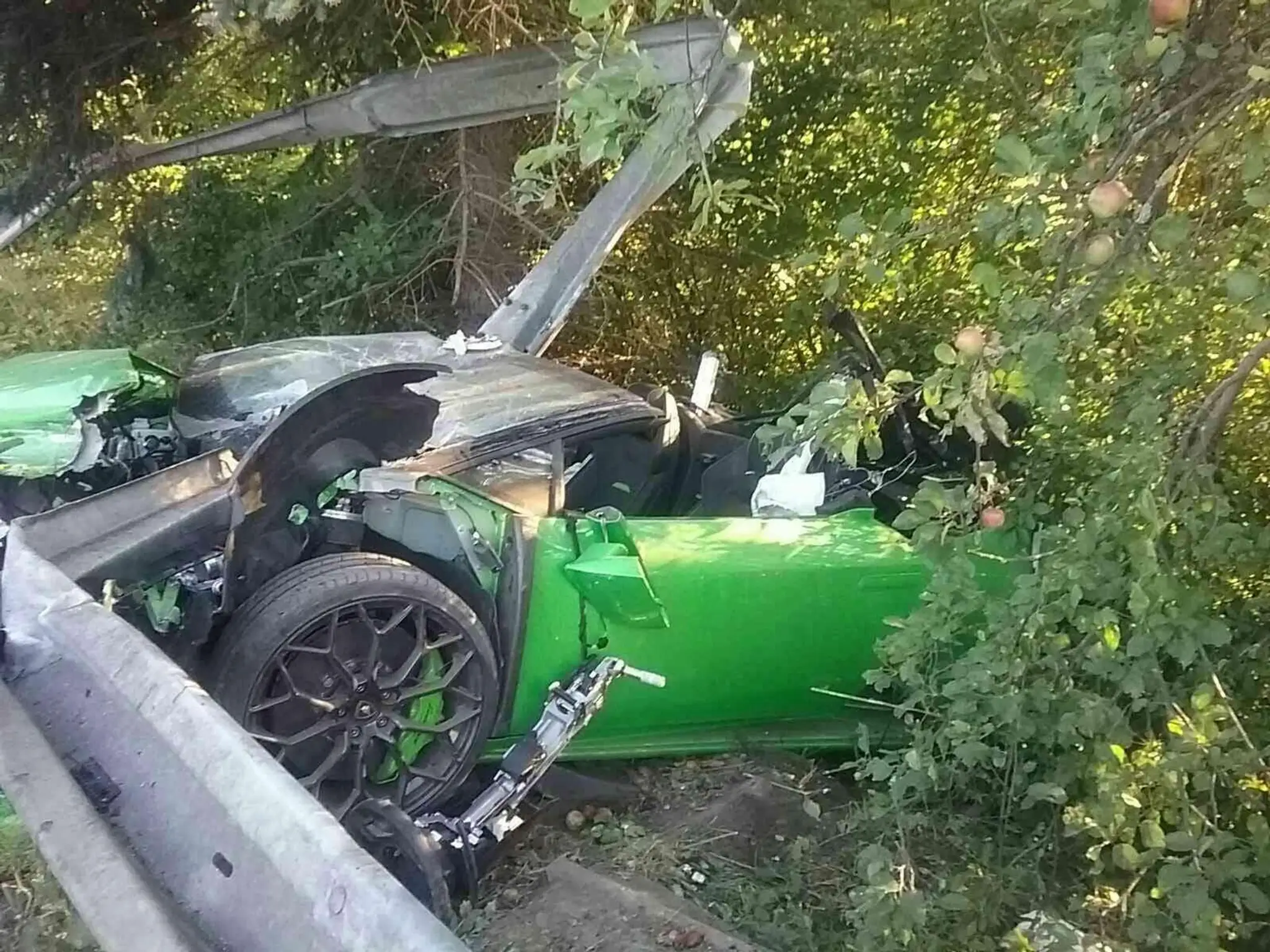 Nehoda Lamborghini v Dolnom Kubíne.