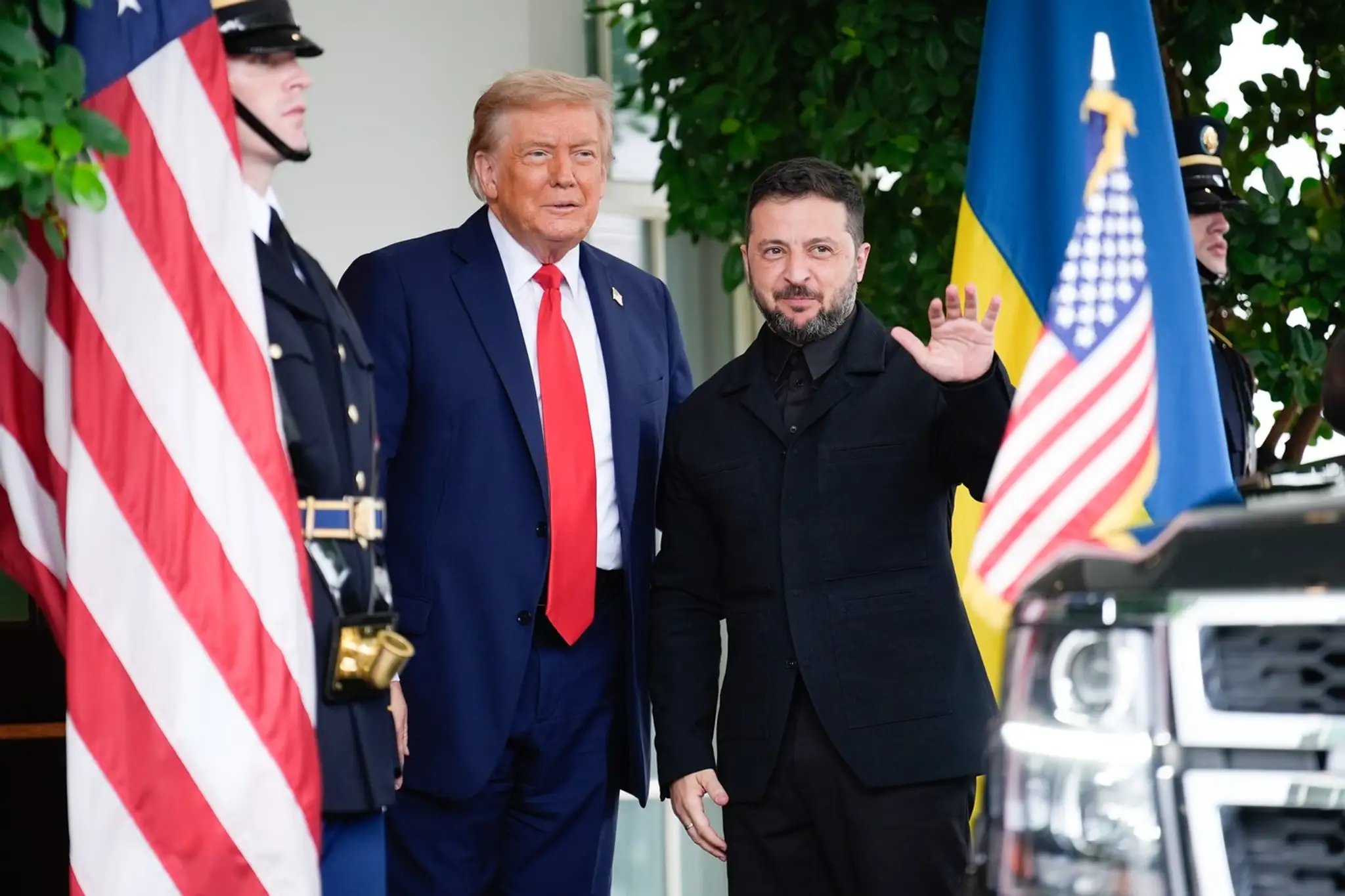 Americký prezident Donald J. Trump víta ukrajinského prezidenta Volodymyra Zelenského