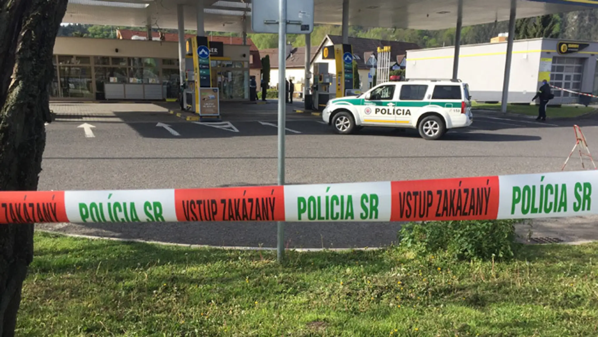 Policajný zsáh na pumpe v Trenčíne.