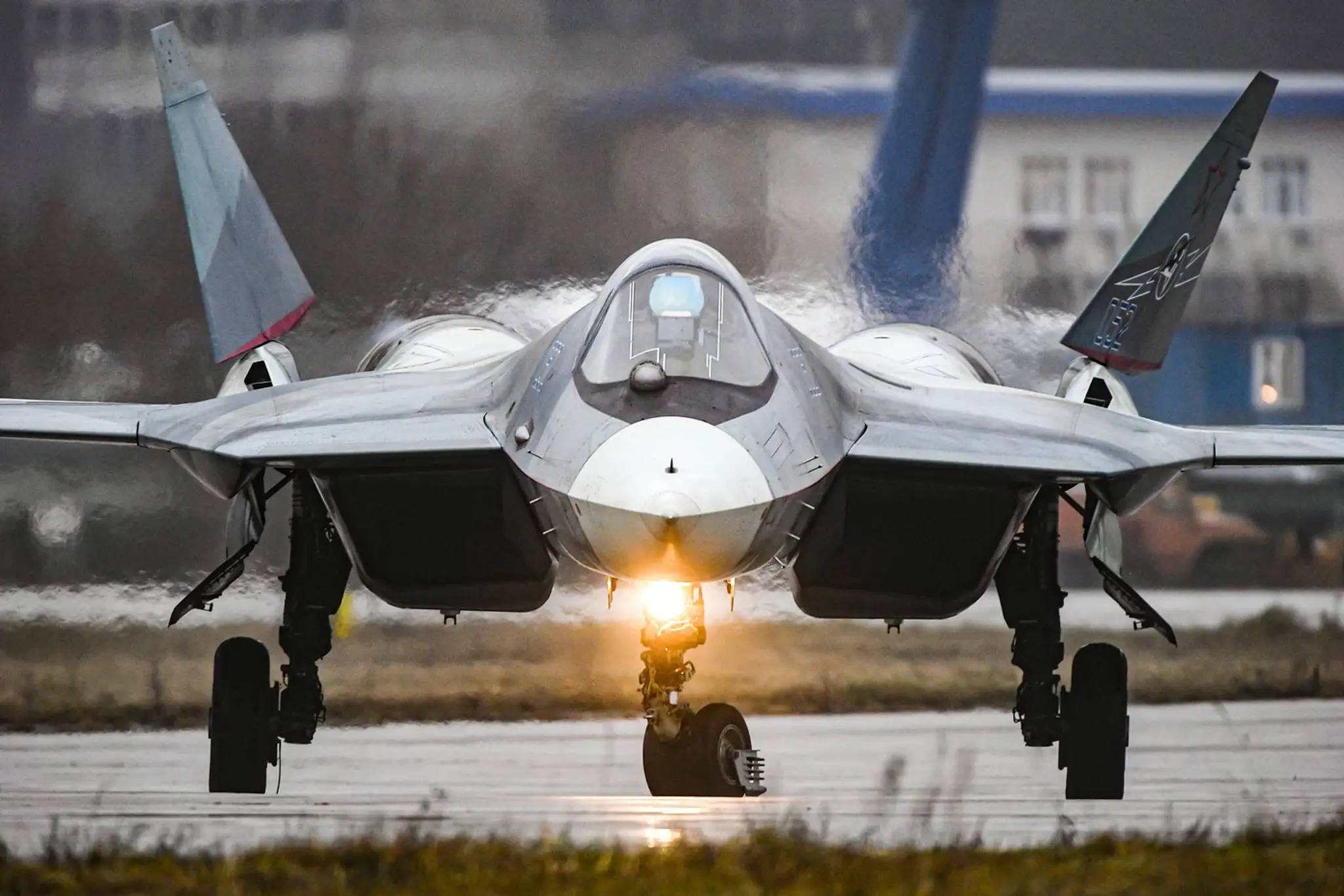 Ruské stíhacie lietadlo piatej generácie Suchoj Su-57.
