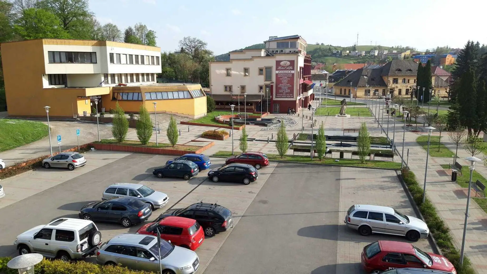 Monika Jankovská prichádza na Špecializovaný trestný súd.