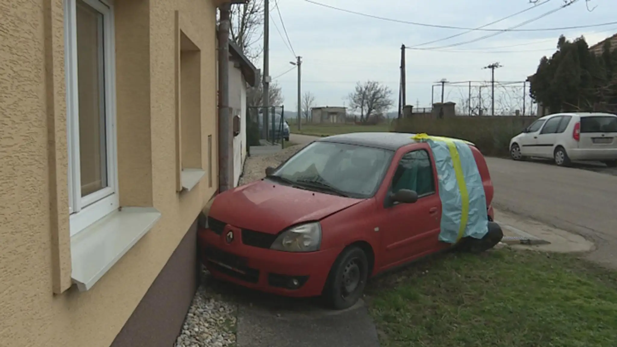 Auto v dome pána Floriána Pnacseka.