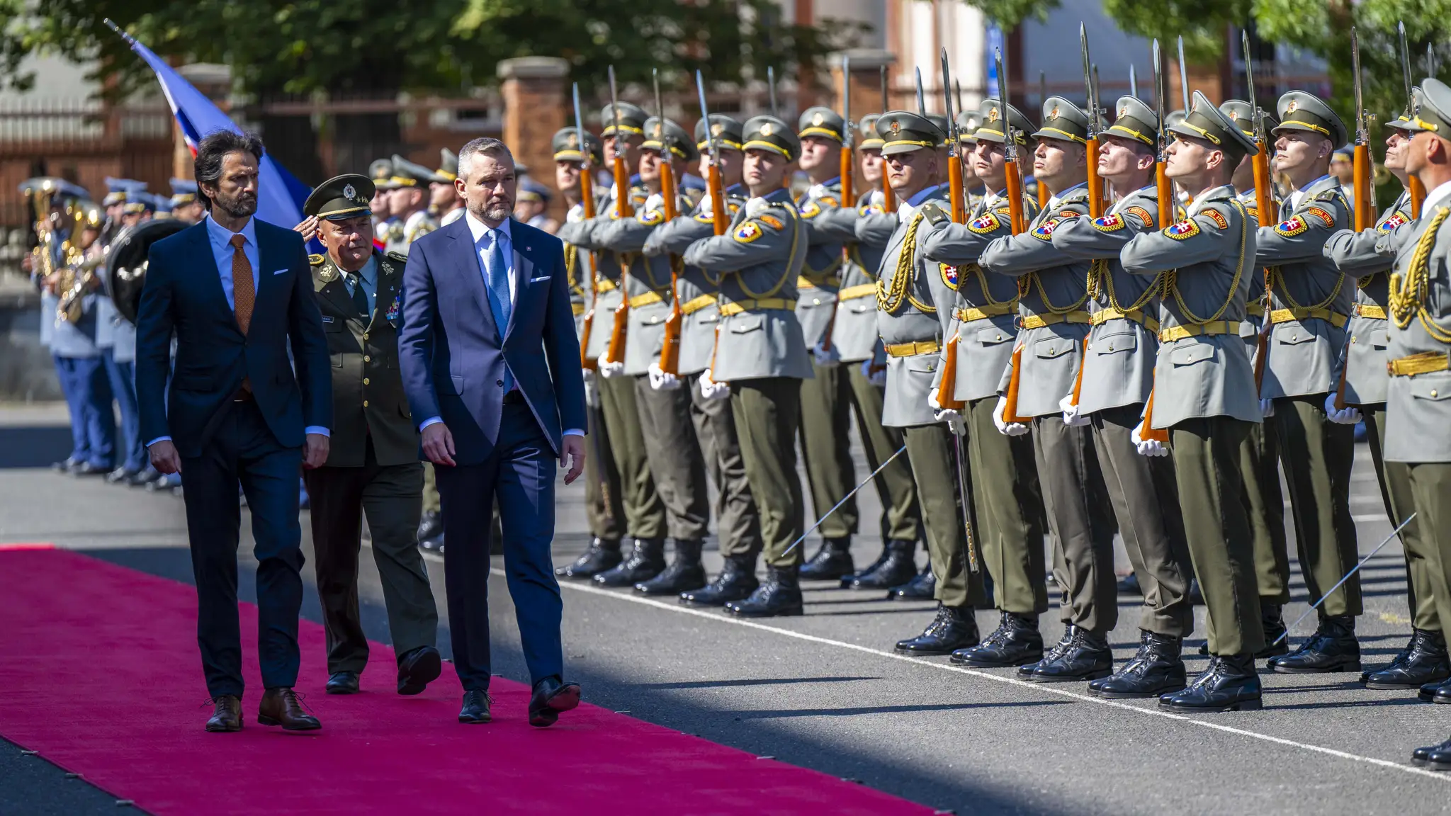 Prezident Peter Pellegrini navštívil rezort obrany.