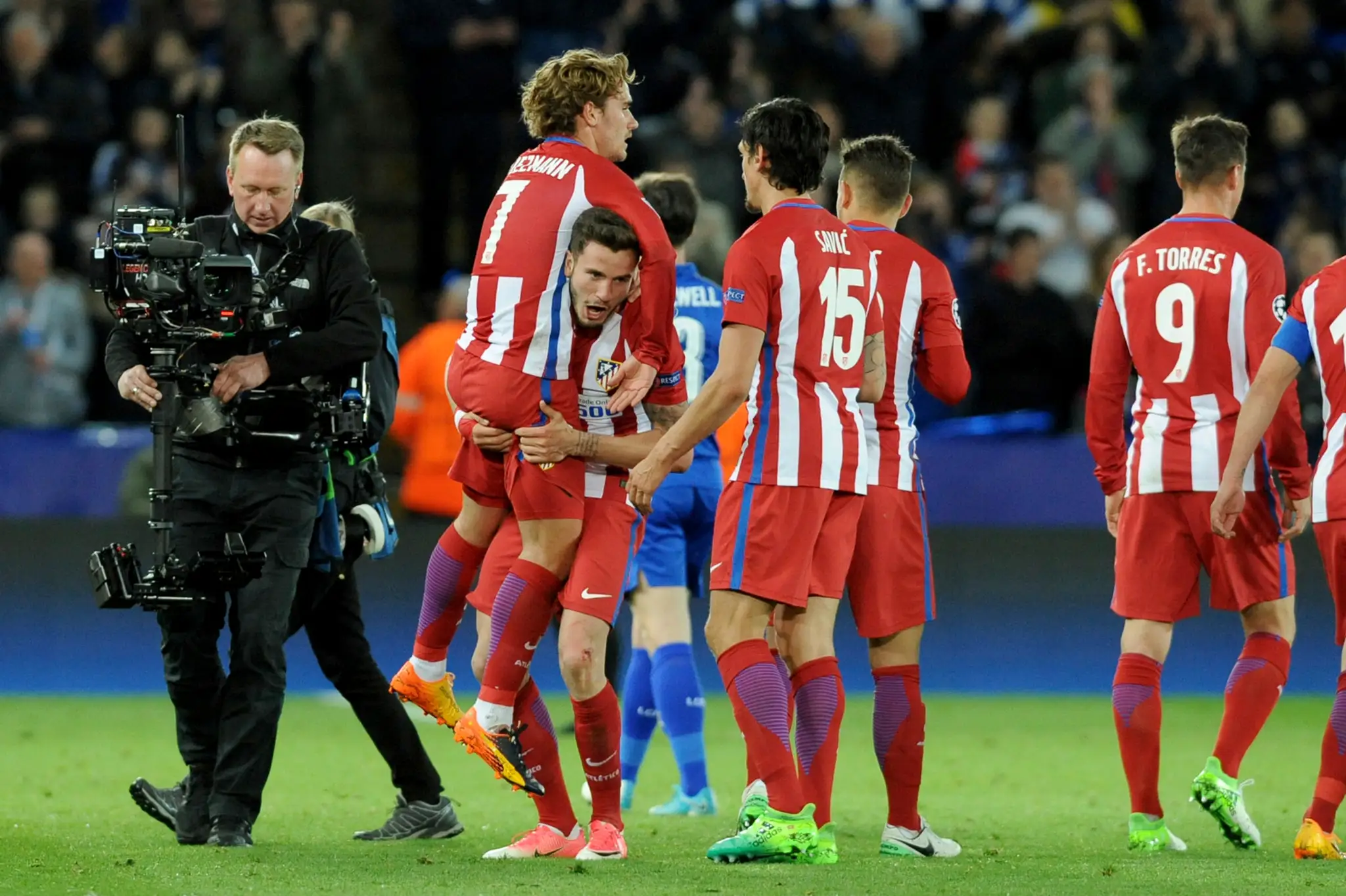 Hráči Atlética Madrid sa radujú z postupu do semifinále LM.