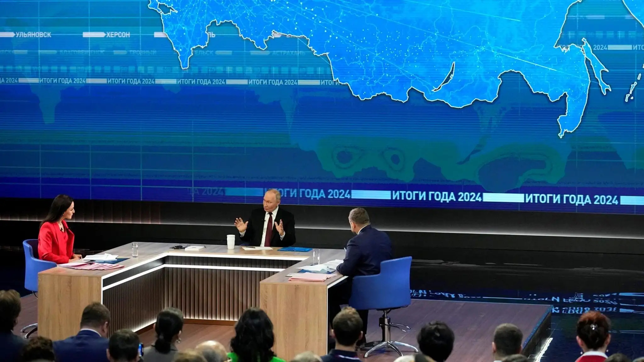 Vladimir Putin na každoročnej tlačovej konferencii