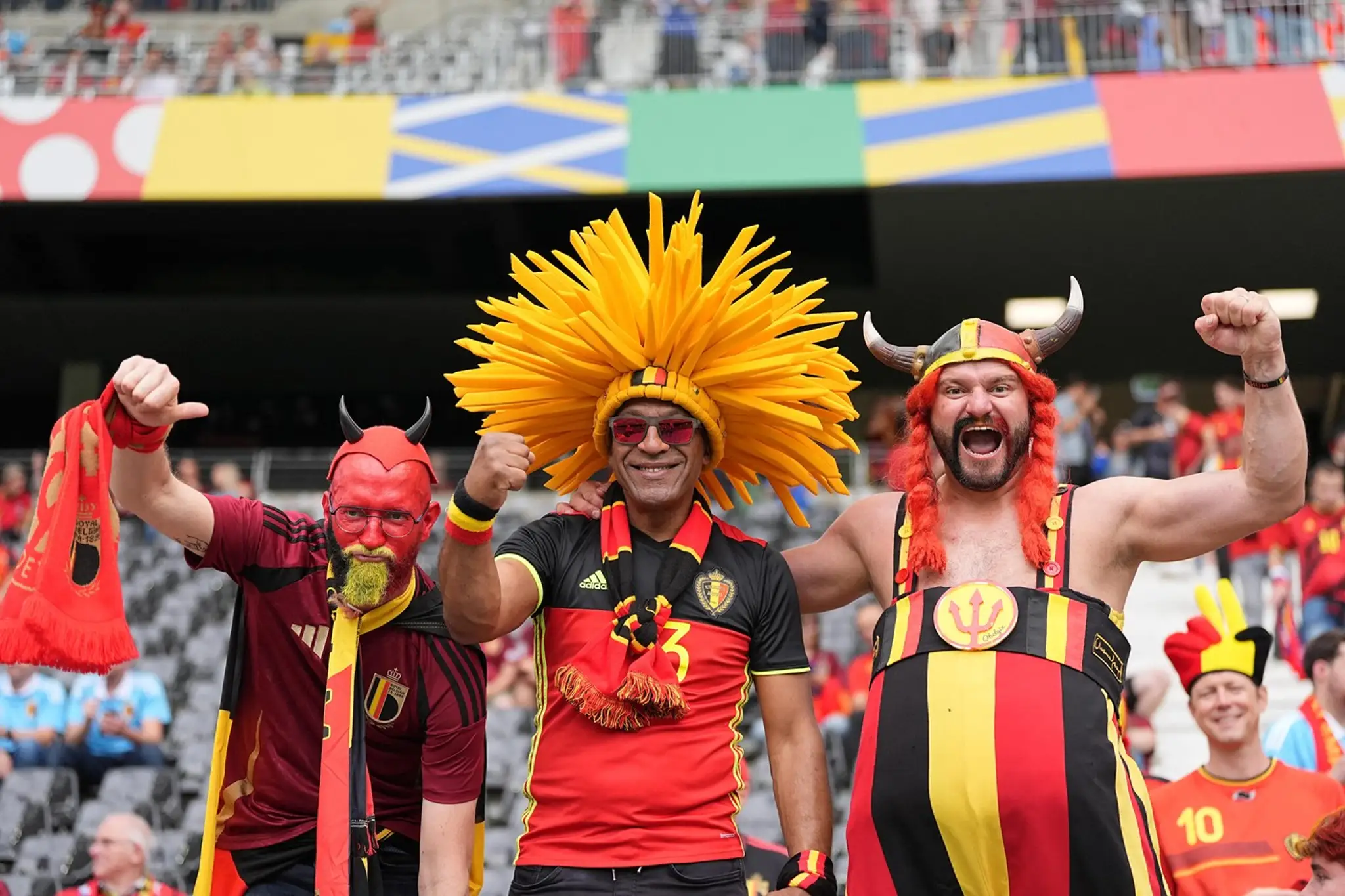 Fanúšikovia Belgicka počas zápasu proti Slovensku.
