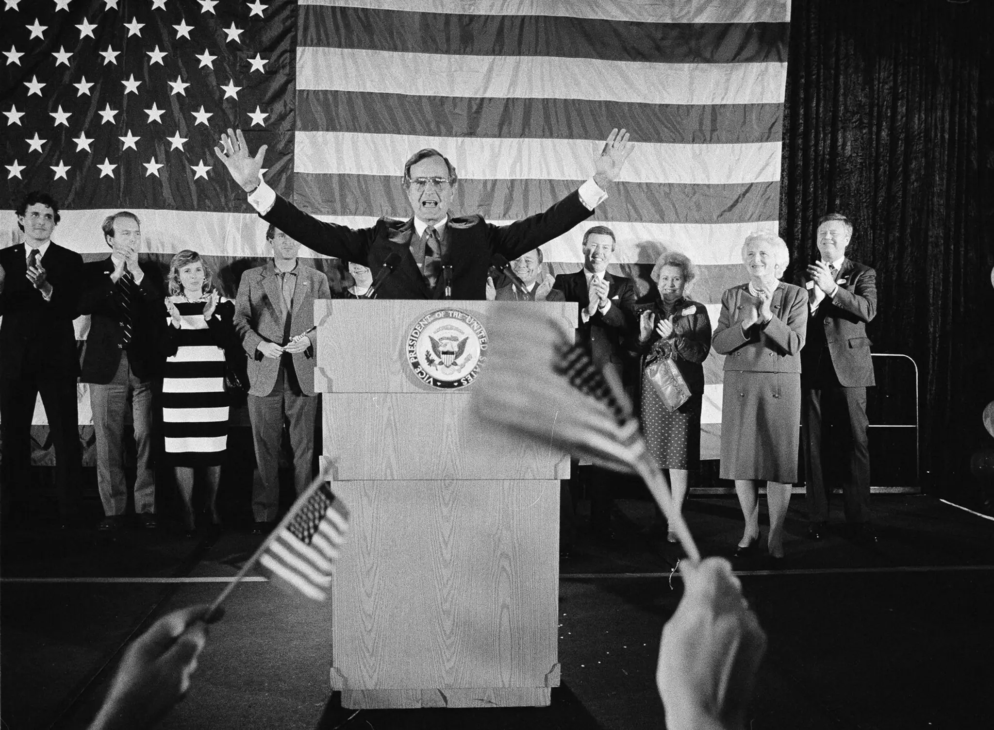 George Bush ako viceprezidemt Ronalda Reagana.