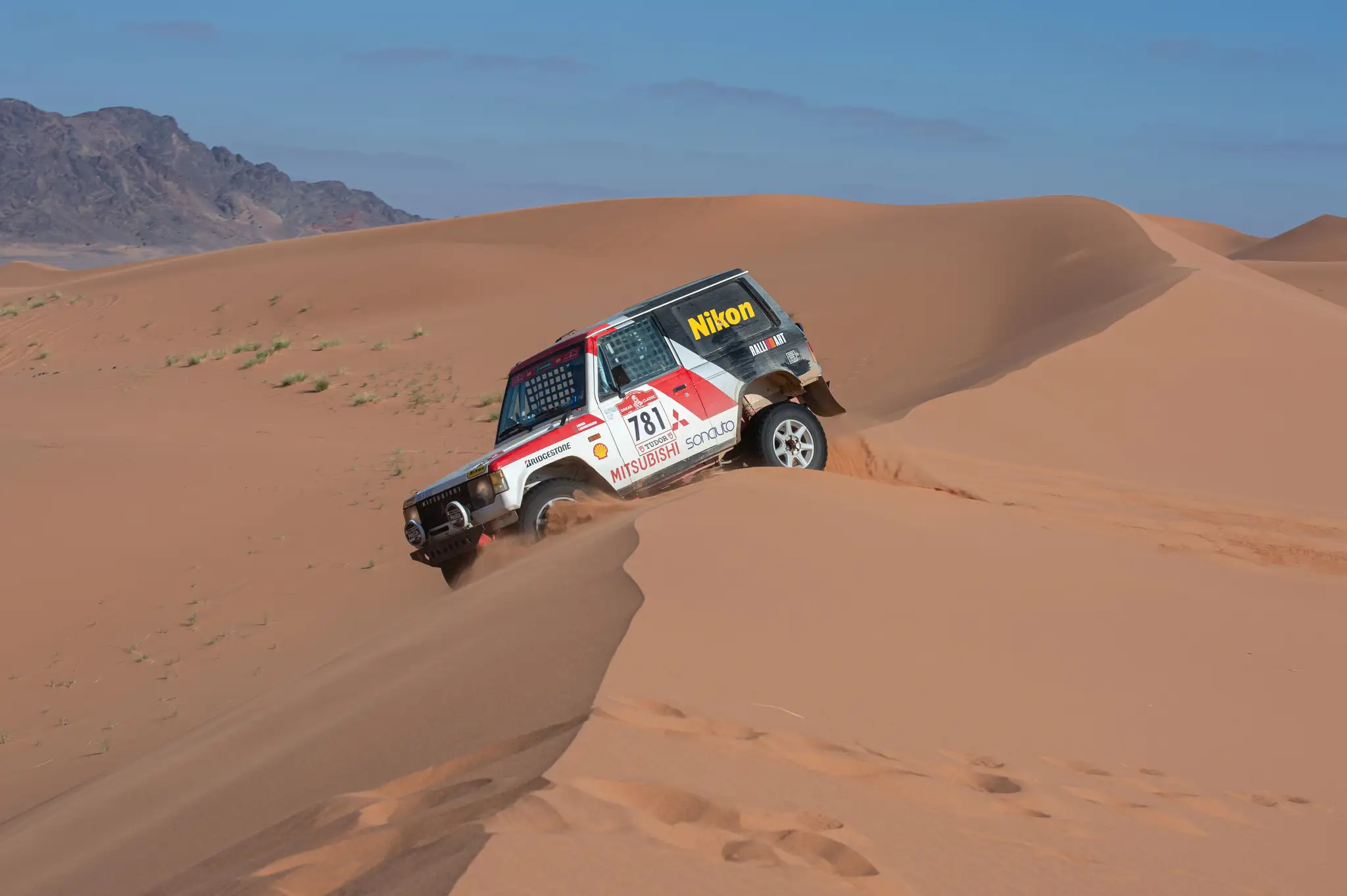 Mitsubishi Pajero 3000 L141G