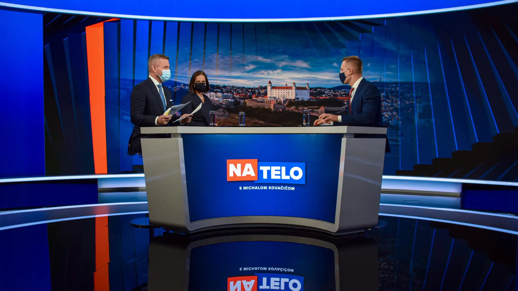 Peter Pellegrini a Mária Kolíková v Na telo.