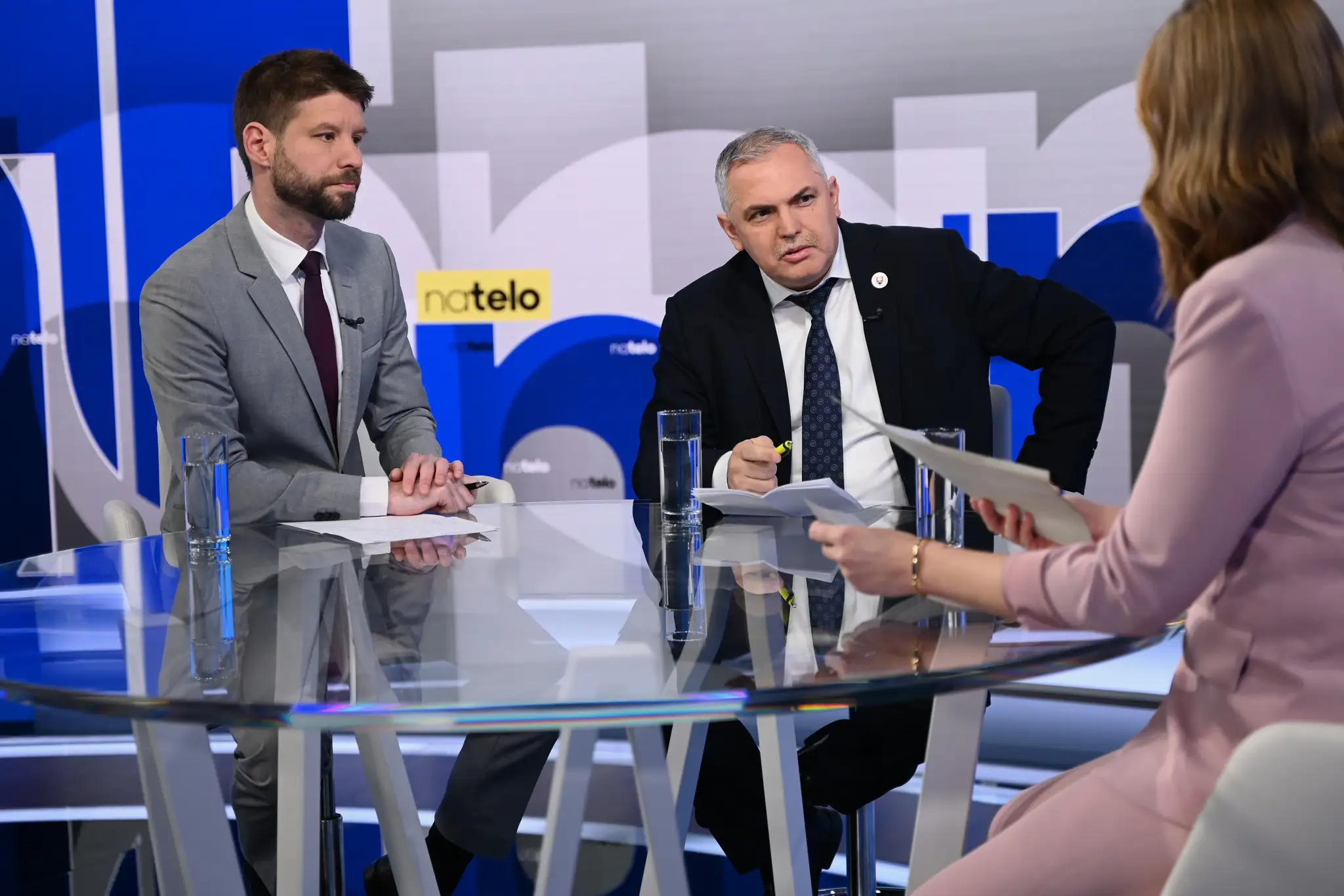 Hosťami relácie Na telo boli Michal Šimečka a Roman Michelko.
