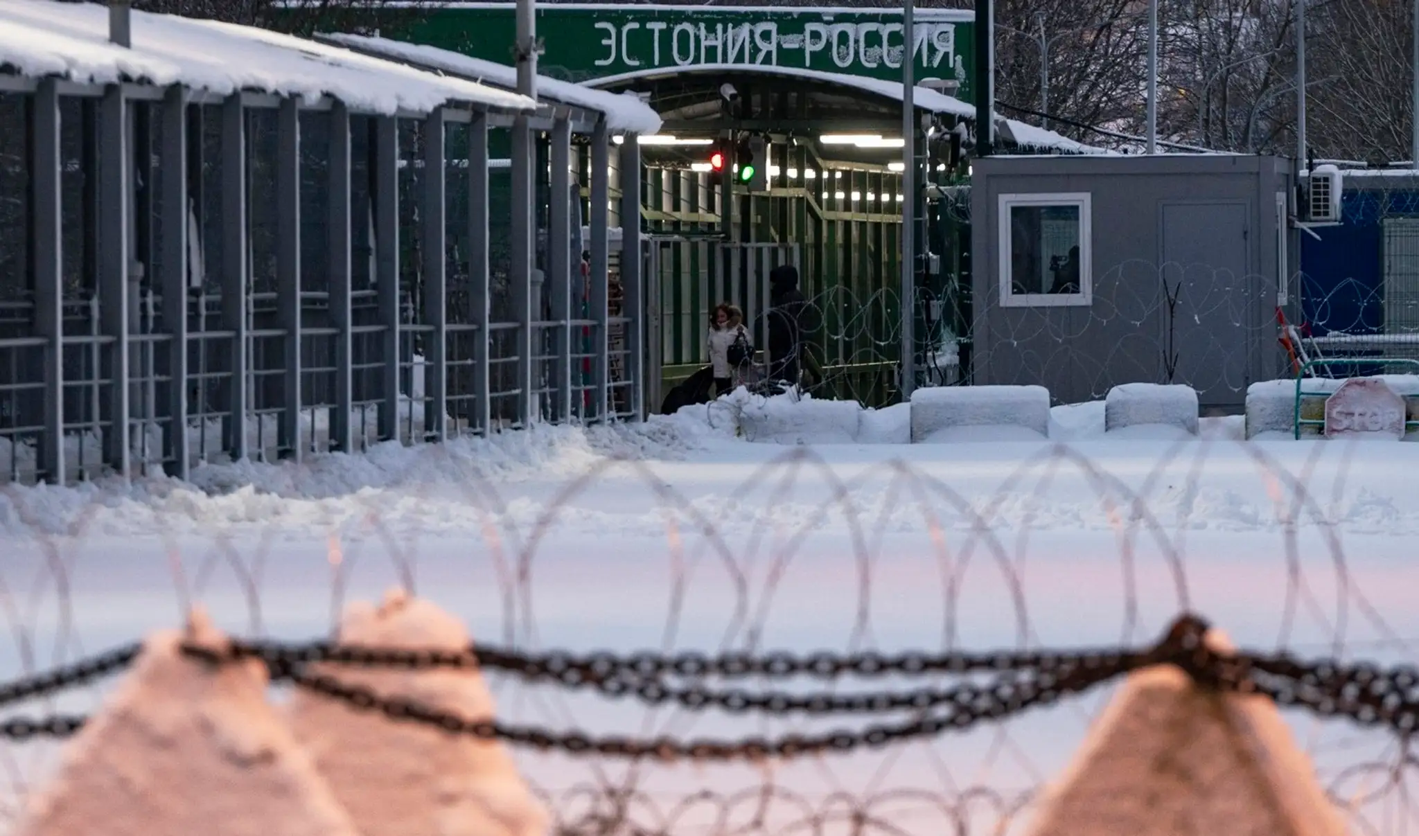 Hraničným priechod medzi Ruskom a Estónskom na rieke Narva.