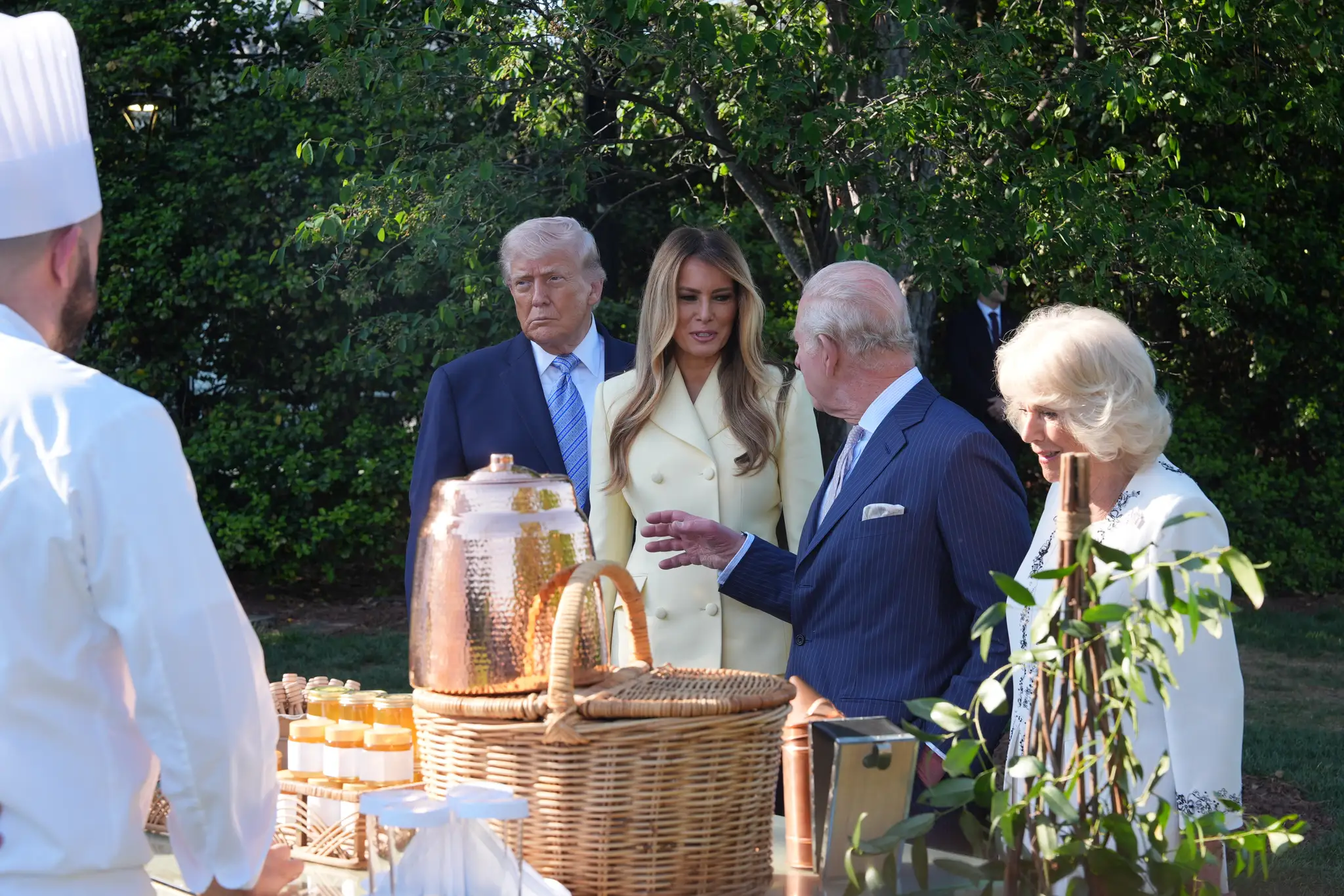 Kráľ Karol III. s manželkou Kamilou na návšteve v USA.