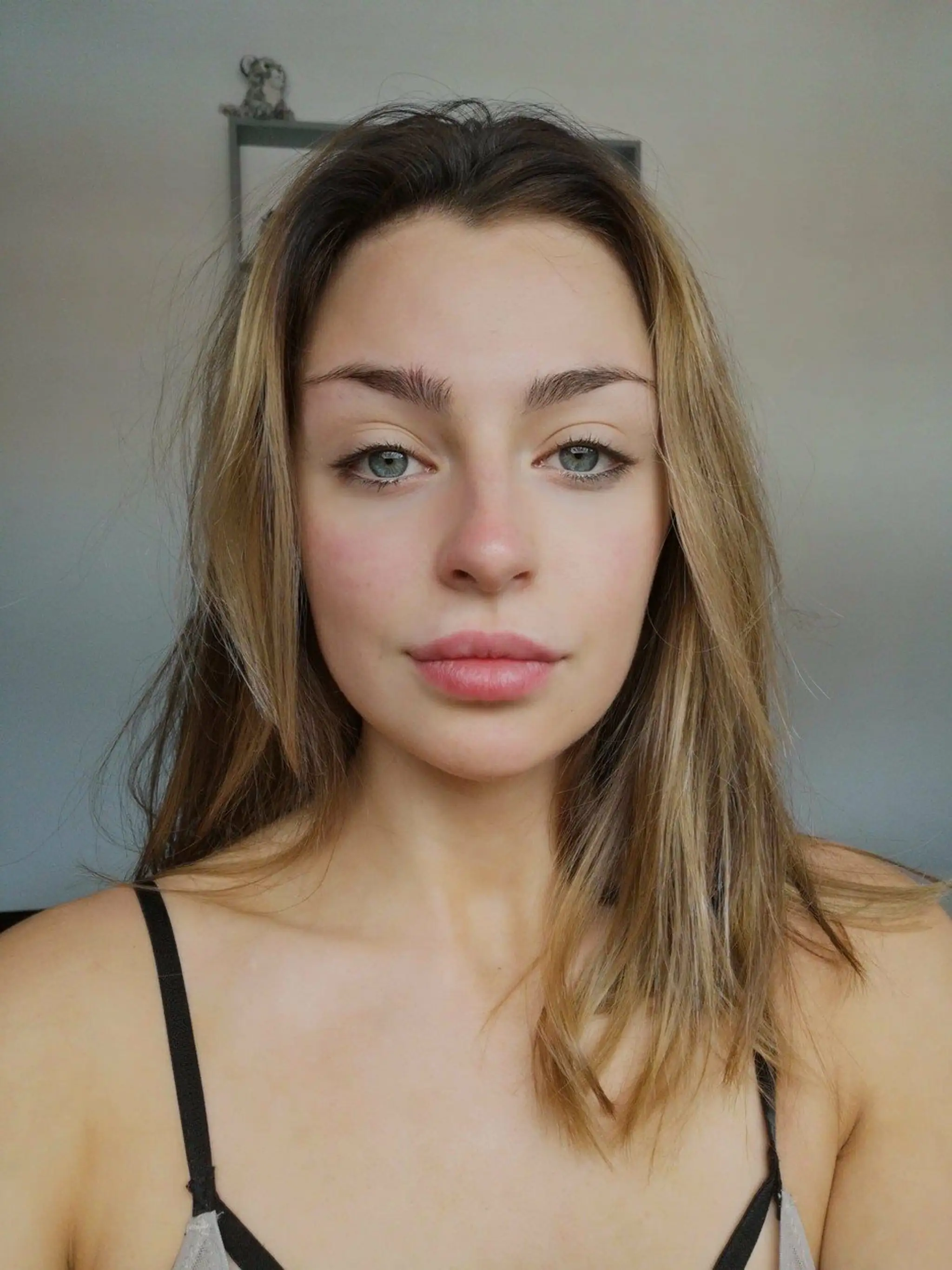 Do súťaže miss sa môžu prihlásiť len bez mejkapu