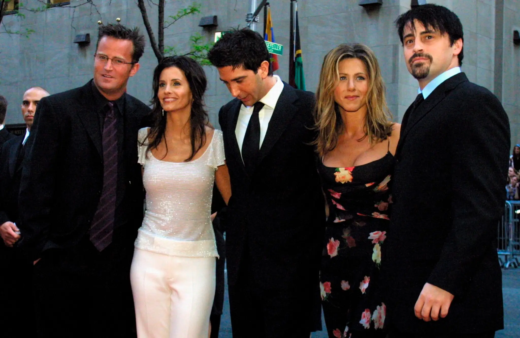 Zomrel Matthew Perry