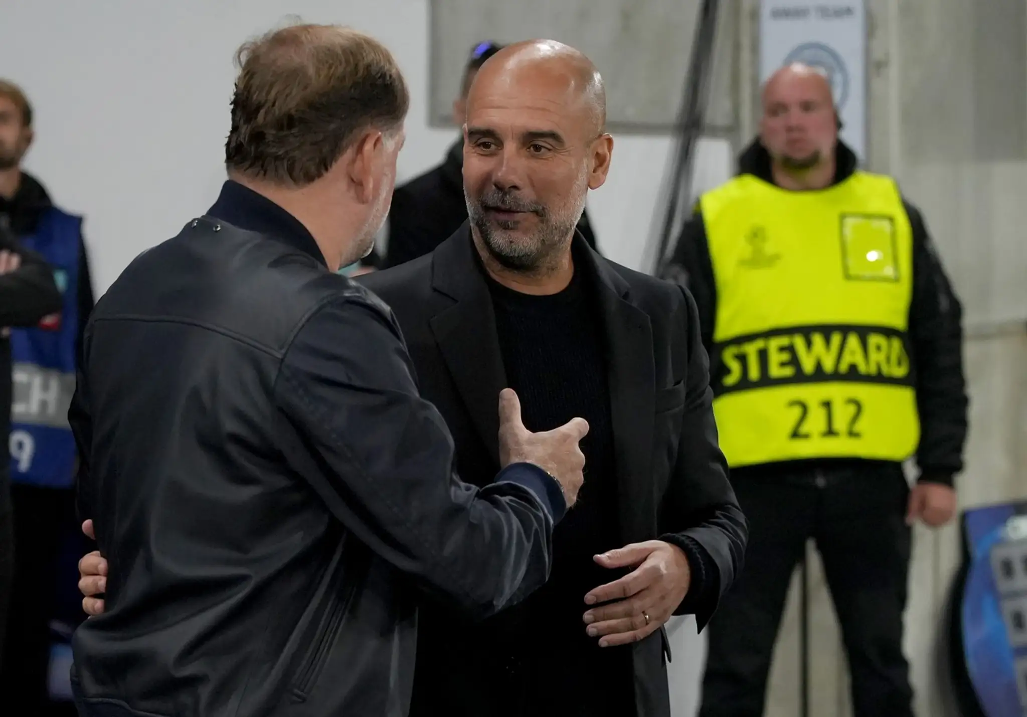Vladimír Weiss starší a Pep Guardiola.