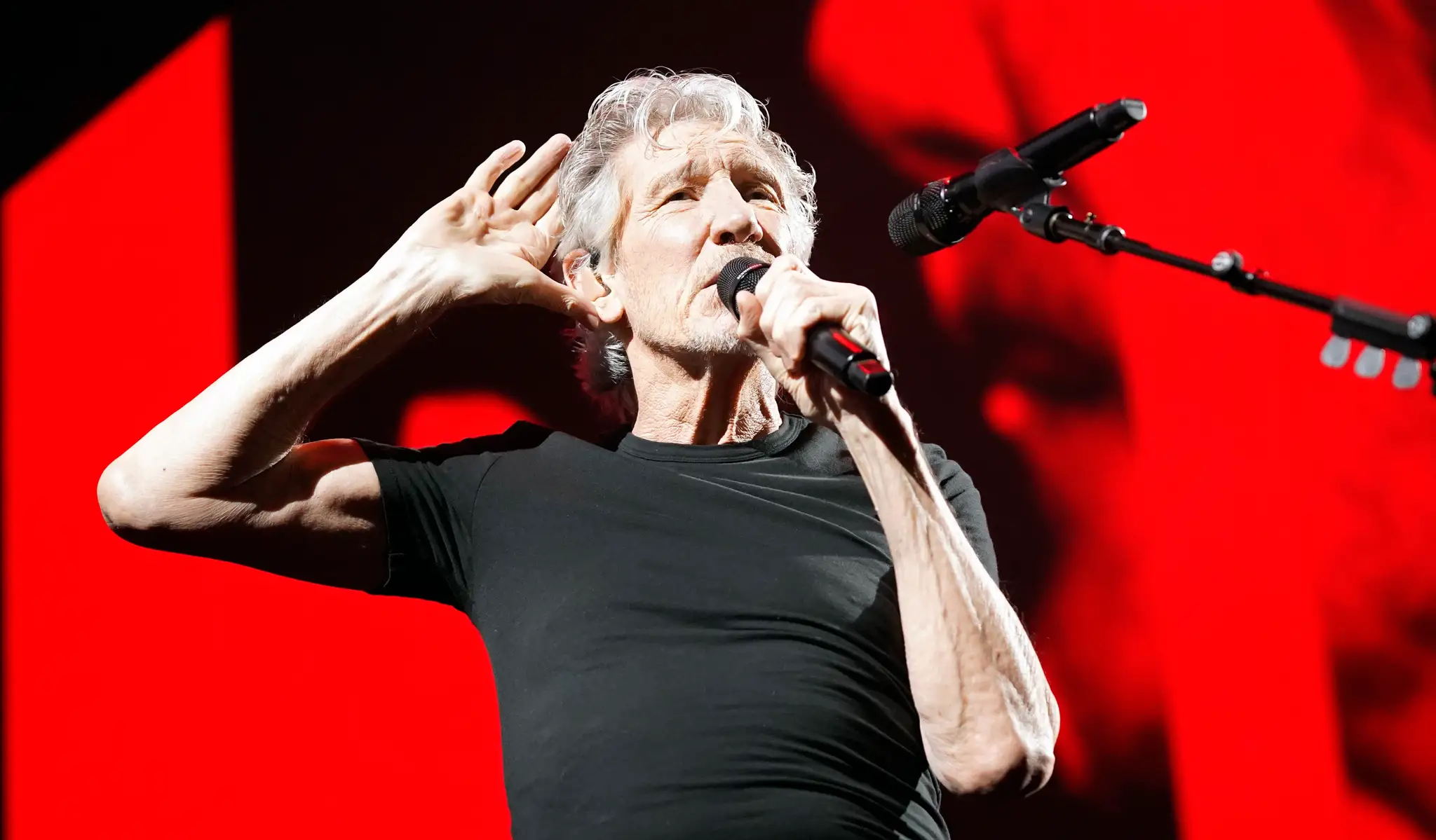 Roger_Waters_in_Concert___Chicago568264888596
