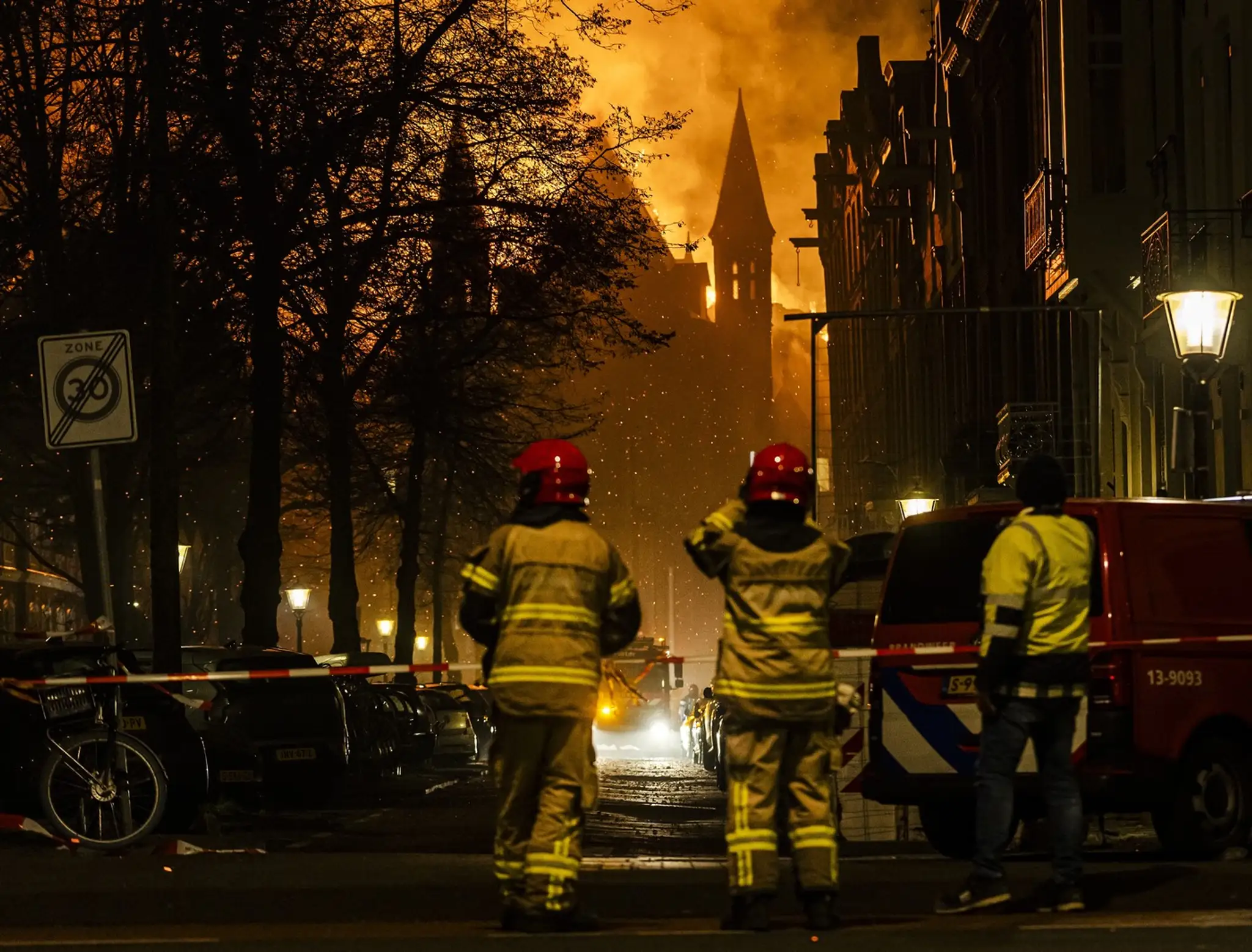 Vondelov kostol v Amsterdame zničil požiar