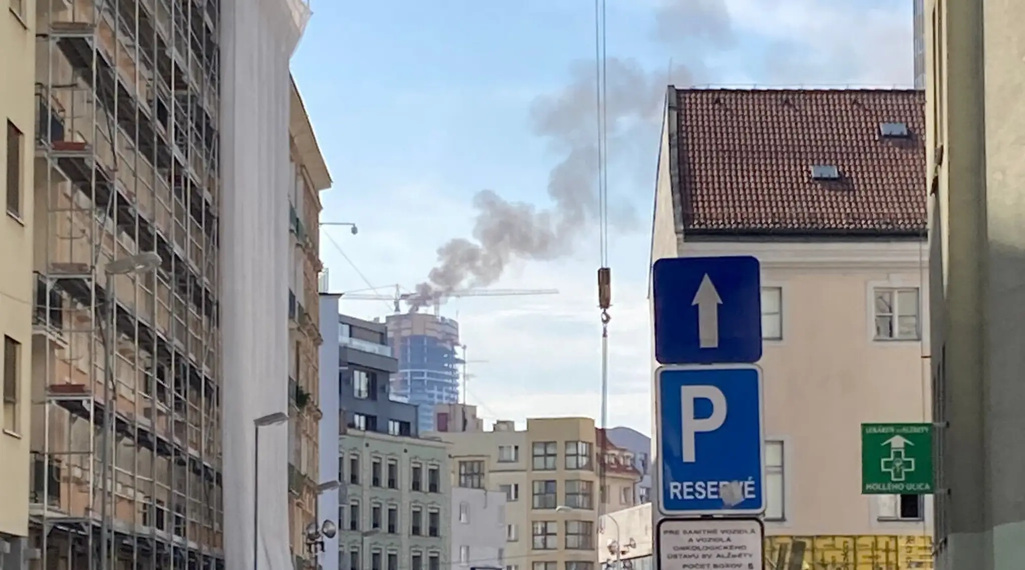 Požiar mrakodrapu v Bratislave