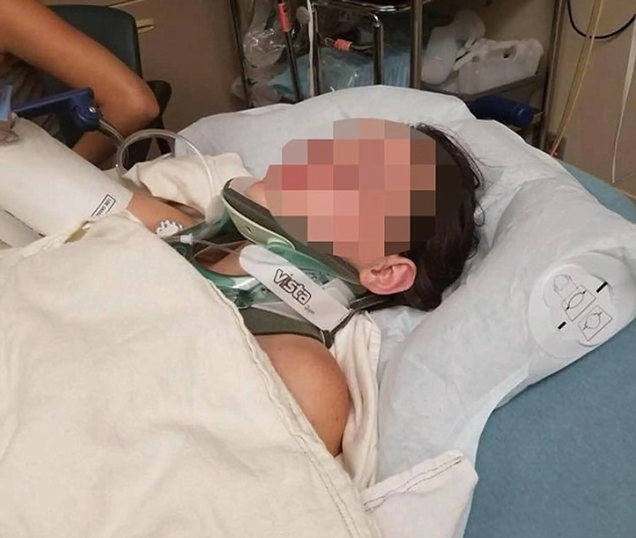 Dievča teraz leží v nemocnici
