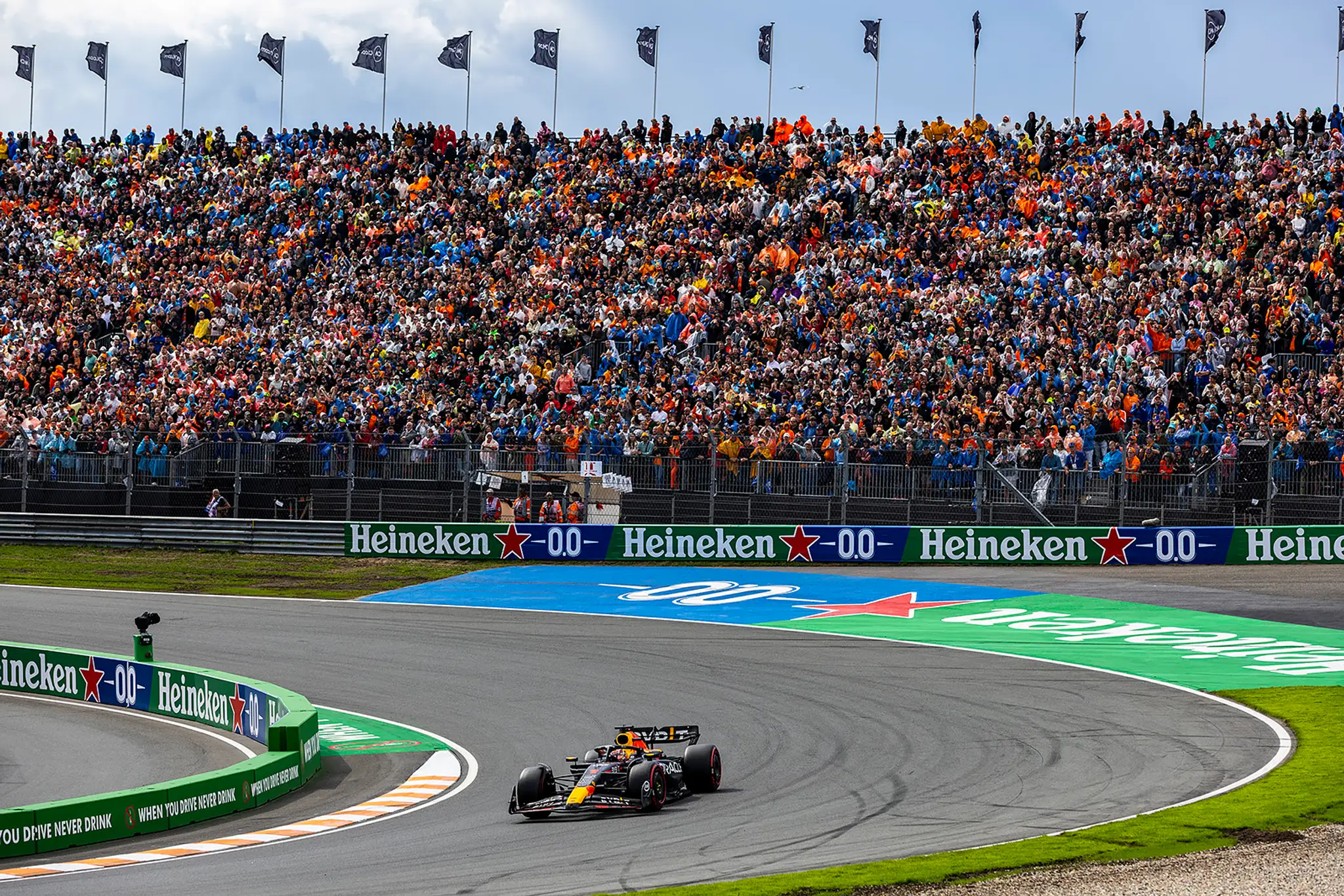 Max Verstappen na Red Bulle.
